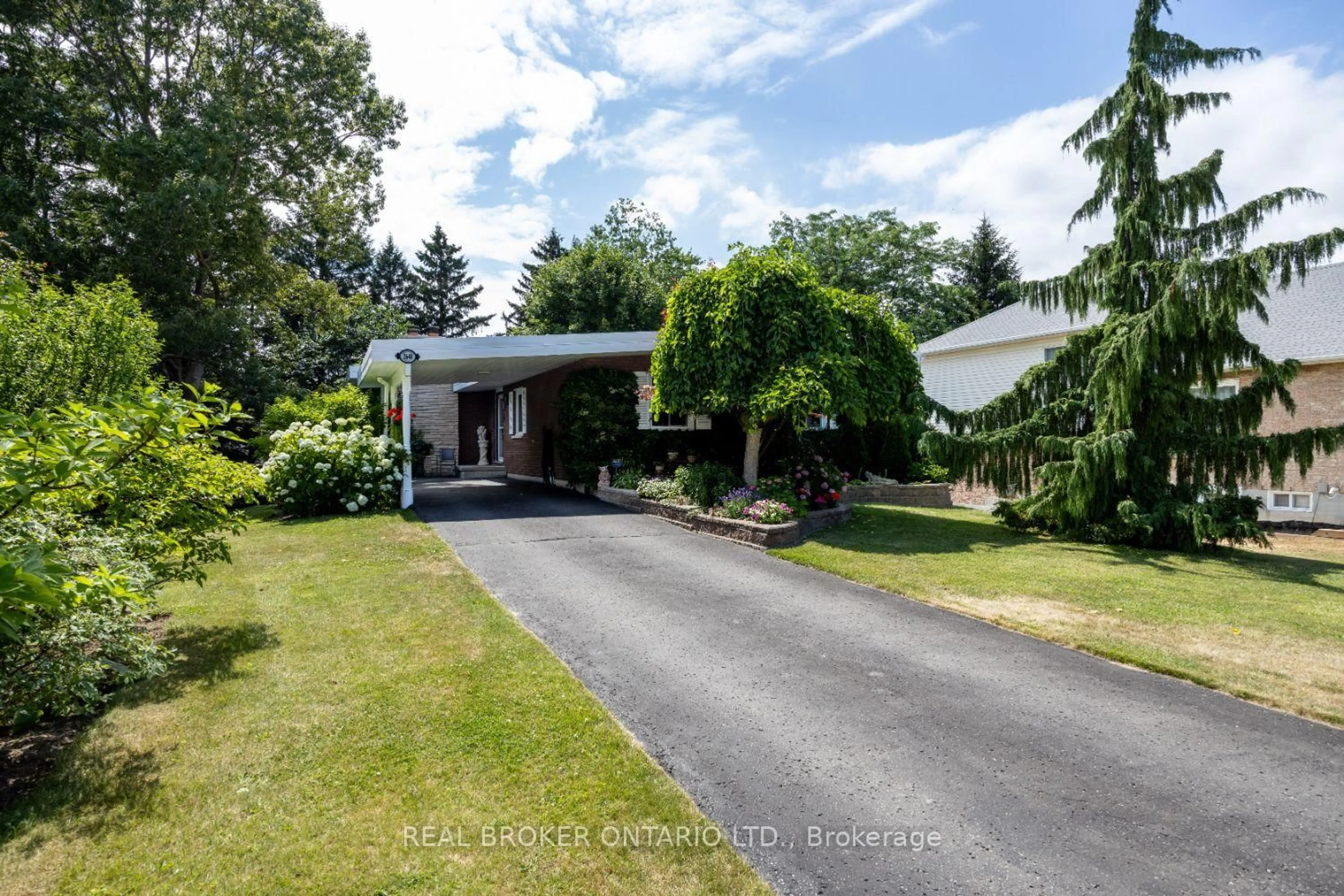 A pic from outside/outdoor area/front of a property/back of a property/a pic from drone, street for 2640 Prestonvale Rd, Clarington Ontario L1E 2R9