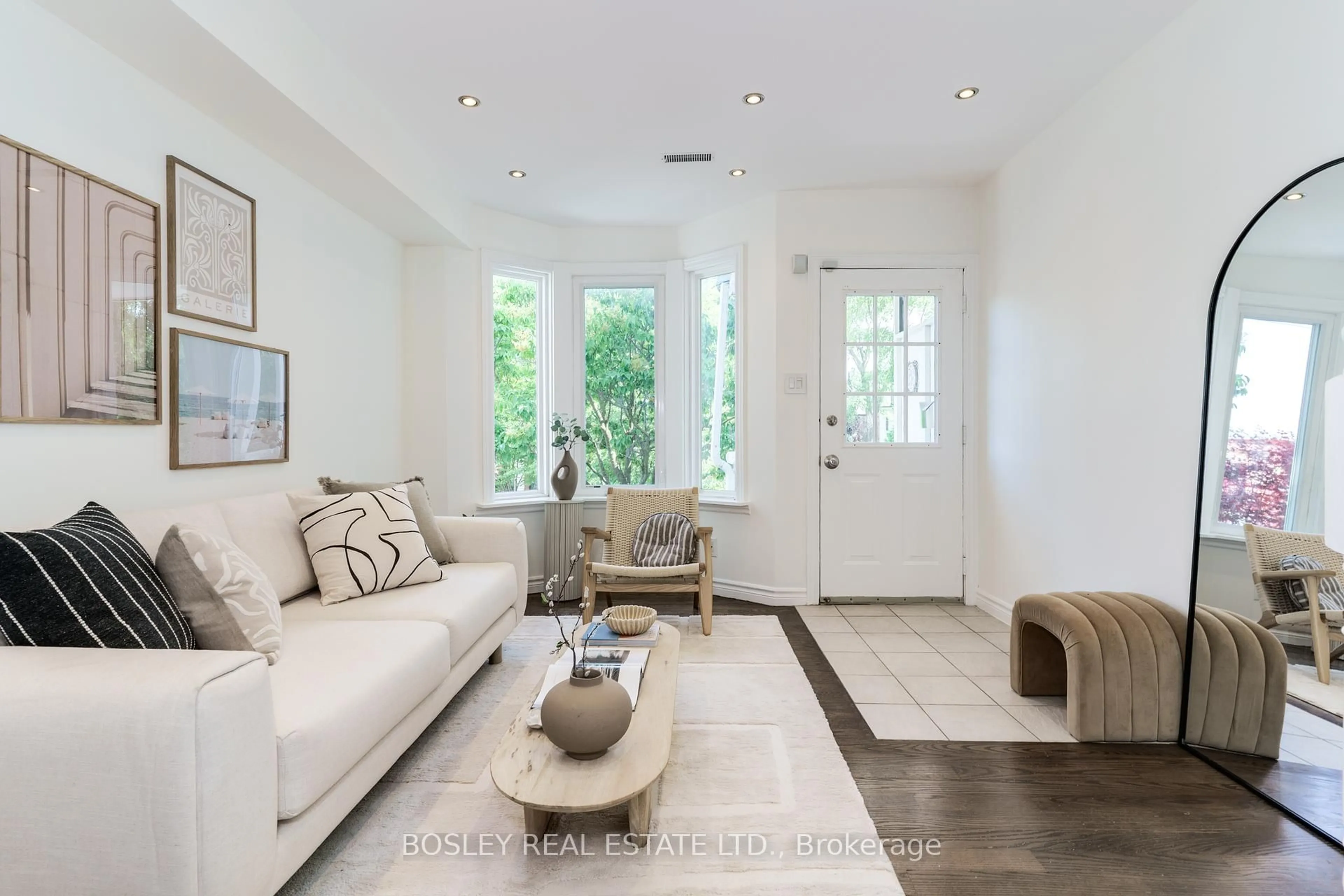 Living room with furniture, unknown for 90 Walpole Ave, Toronto Ontario M4L 2J1