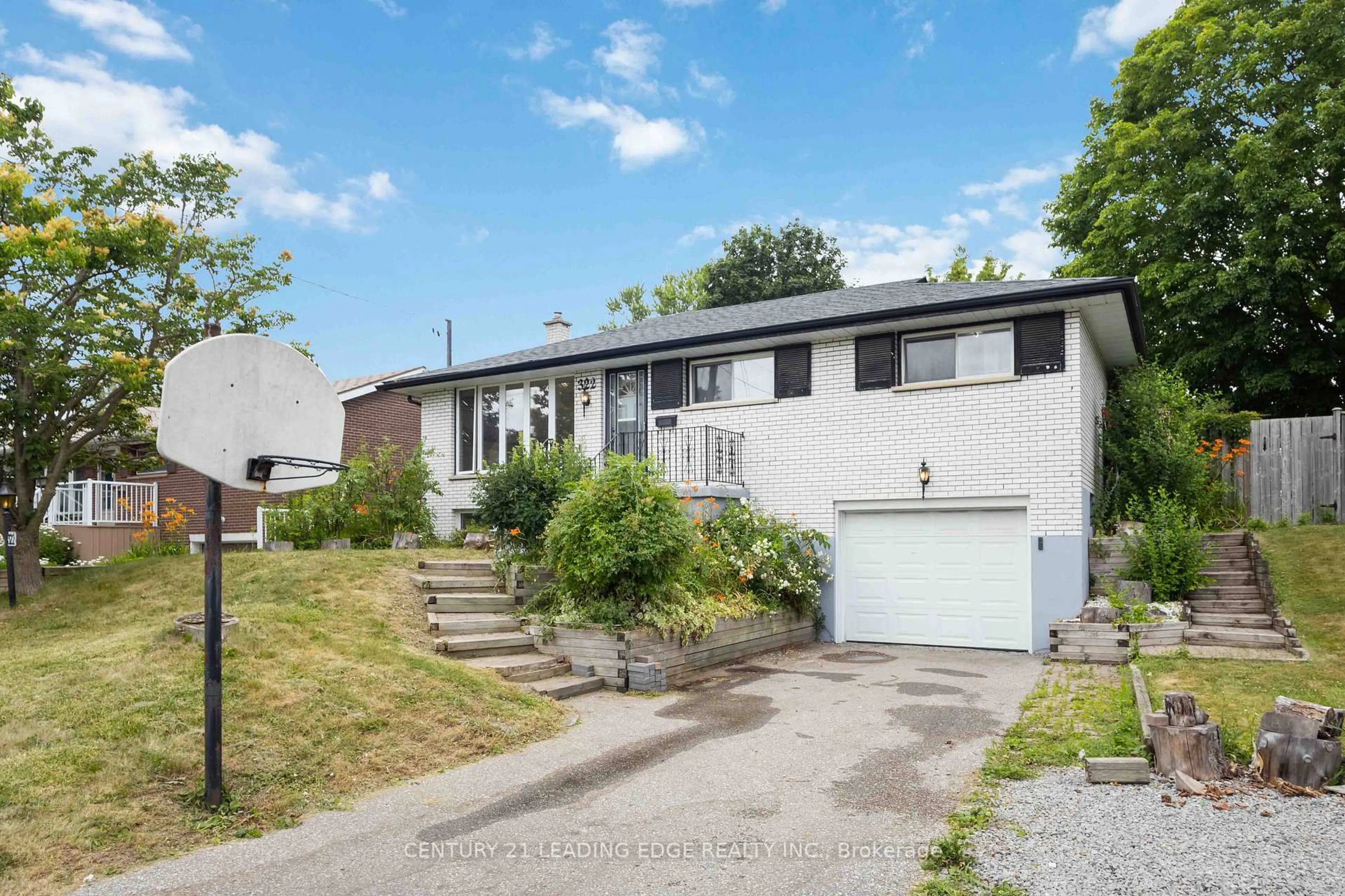 Unknown for 322 Hillcroft St, Oshawa Ontario L1G 2L9