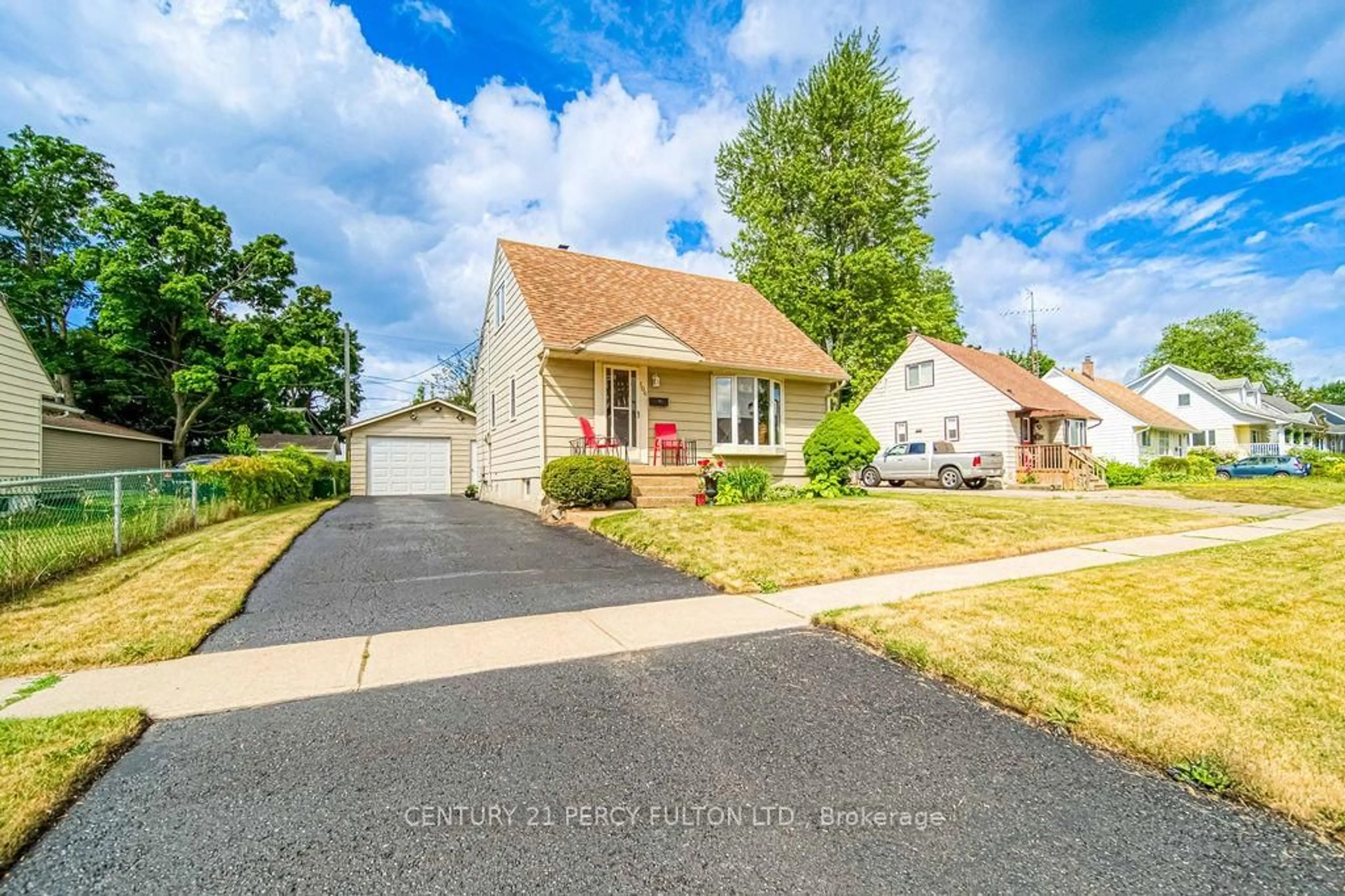 Home with vinyl exterior material, street for 106 Admiral Rd, Ajax Ontario L1S 2P1