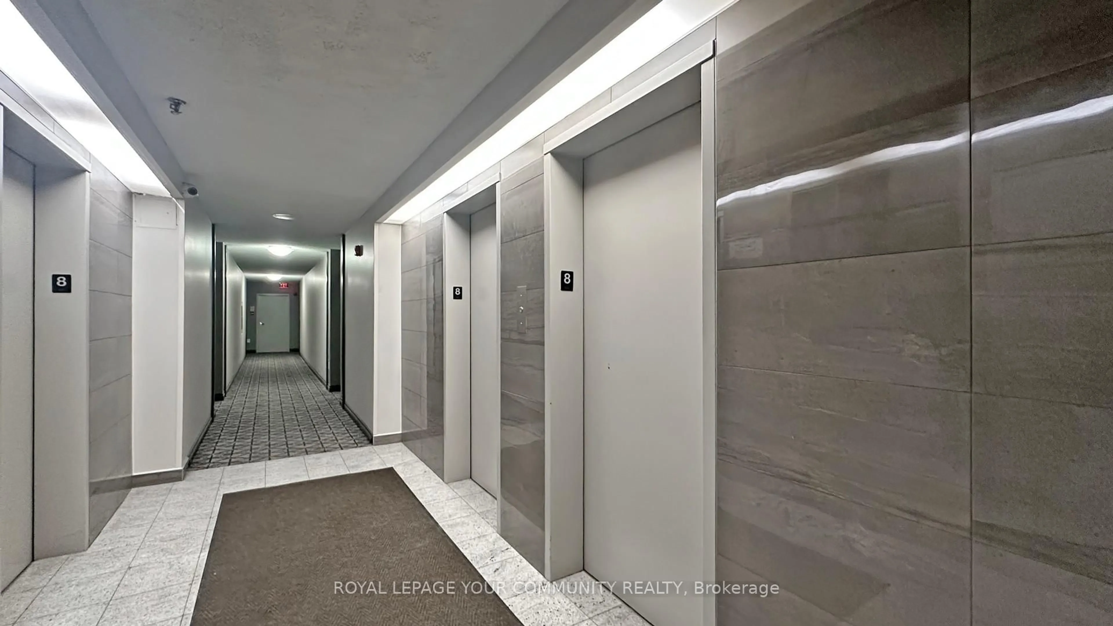 Indoor foyer for 2050 Bridletowne Circ #1212, Toronto Ontario M1W 2V5