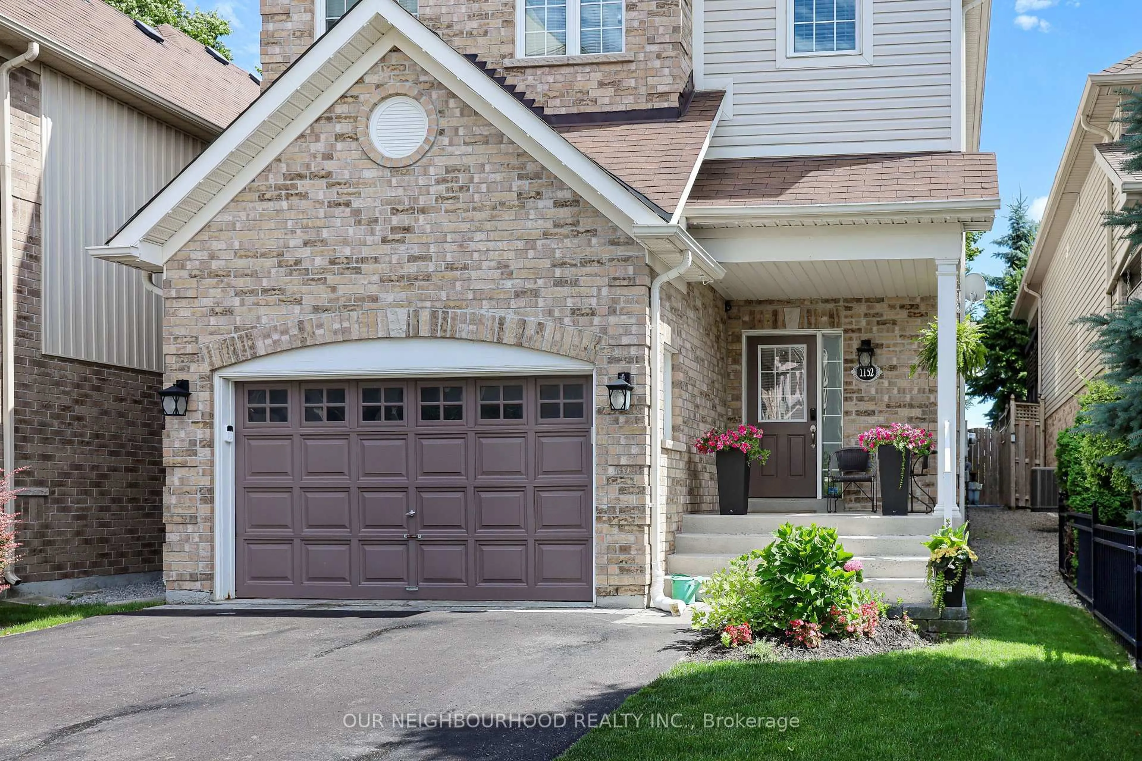 Home with brick exterior material, street for 1152 Glenbourne Dr, Oshawa Ontario L1K 0B8