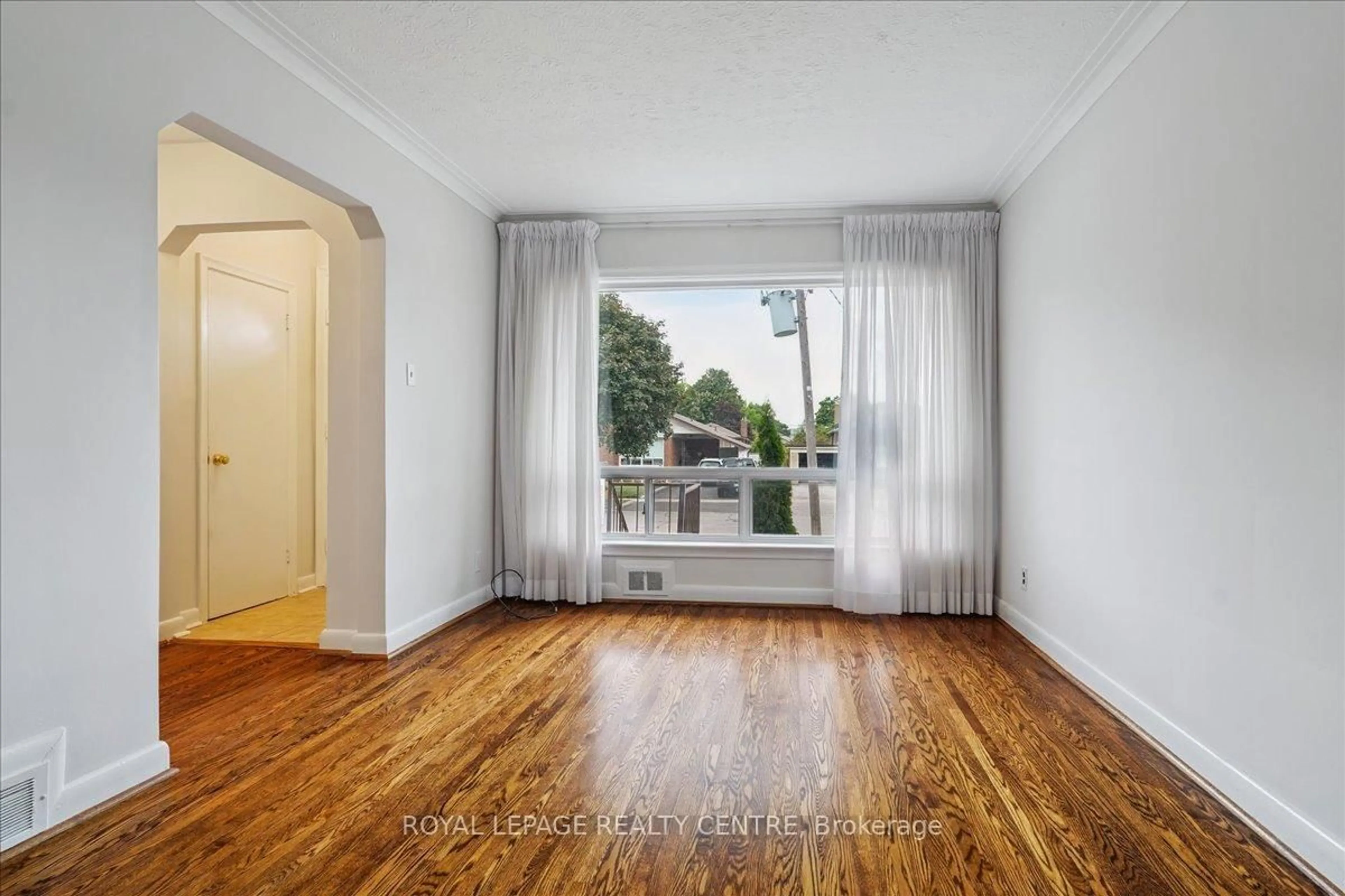 A pic of a room for 12 Beacon Rd, Toronto Ontario M1P 1G7