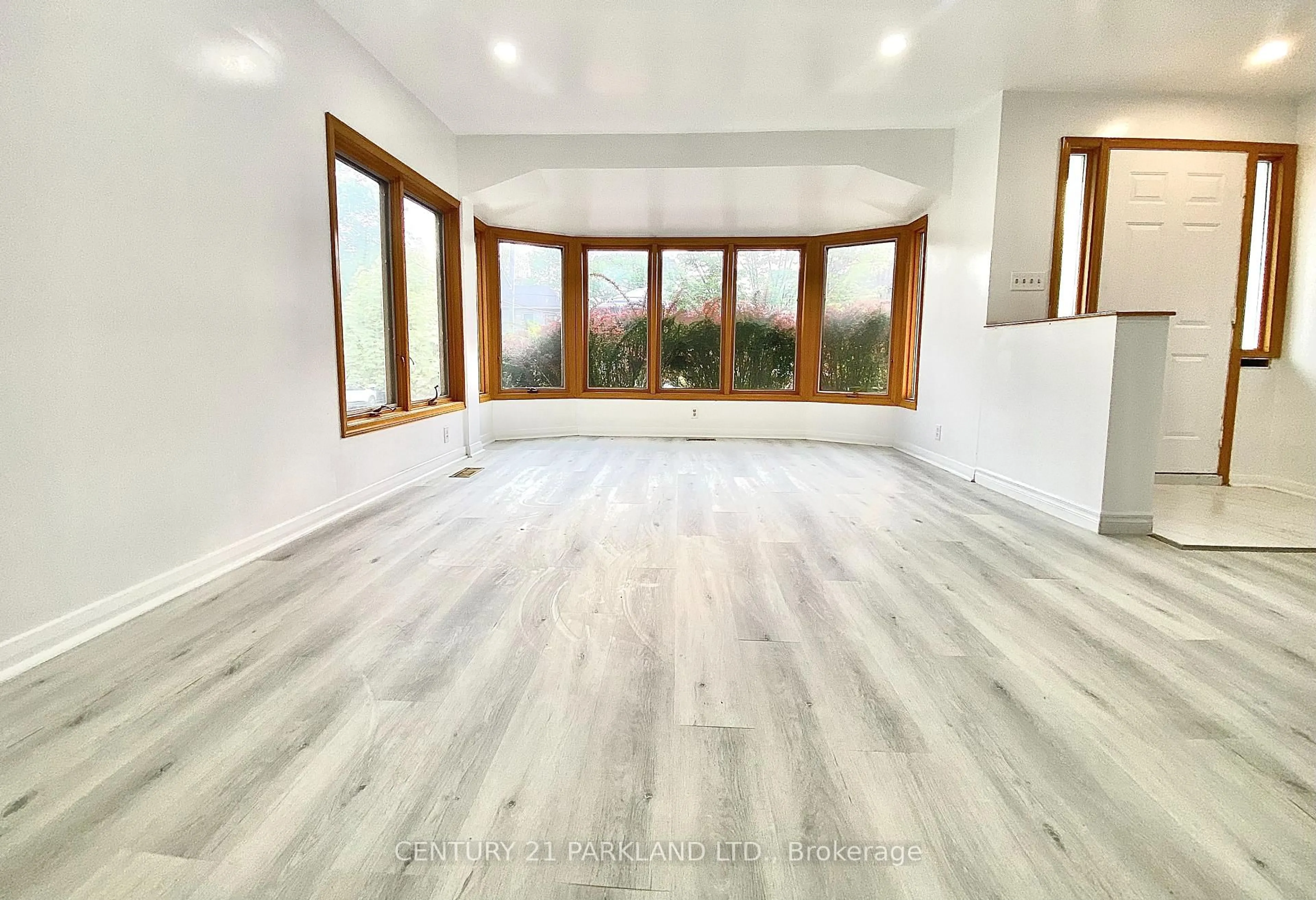A pic of a room for 9 Brooklawn Ave, Toronto Ontario M1M 2P3
