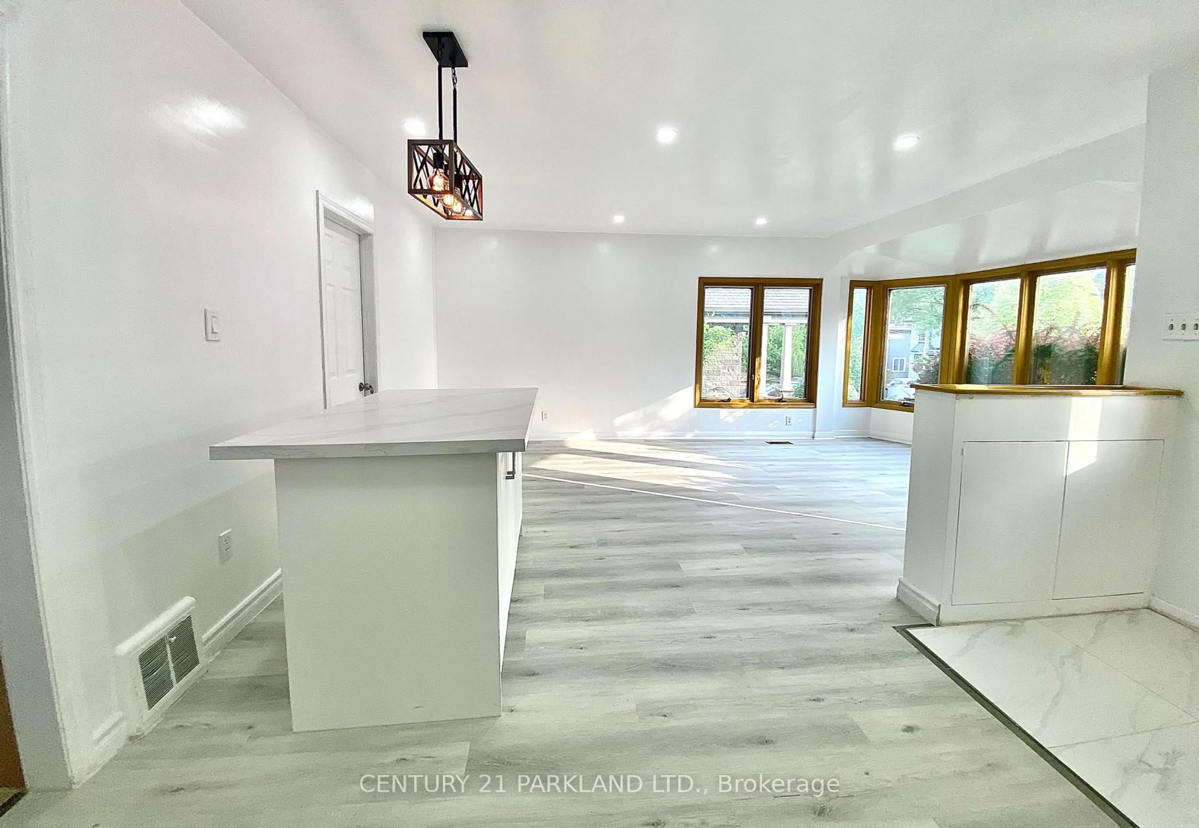 Open concept kitchen, unknown for 9 Brooklawn Ave, Toronto Ontario M1M 2P3
