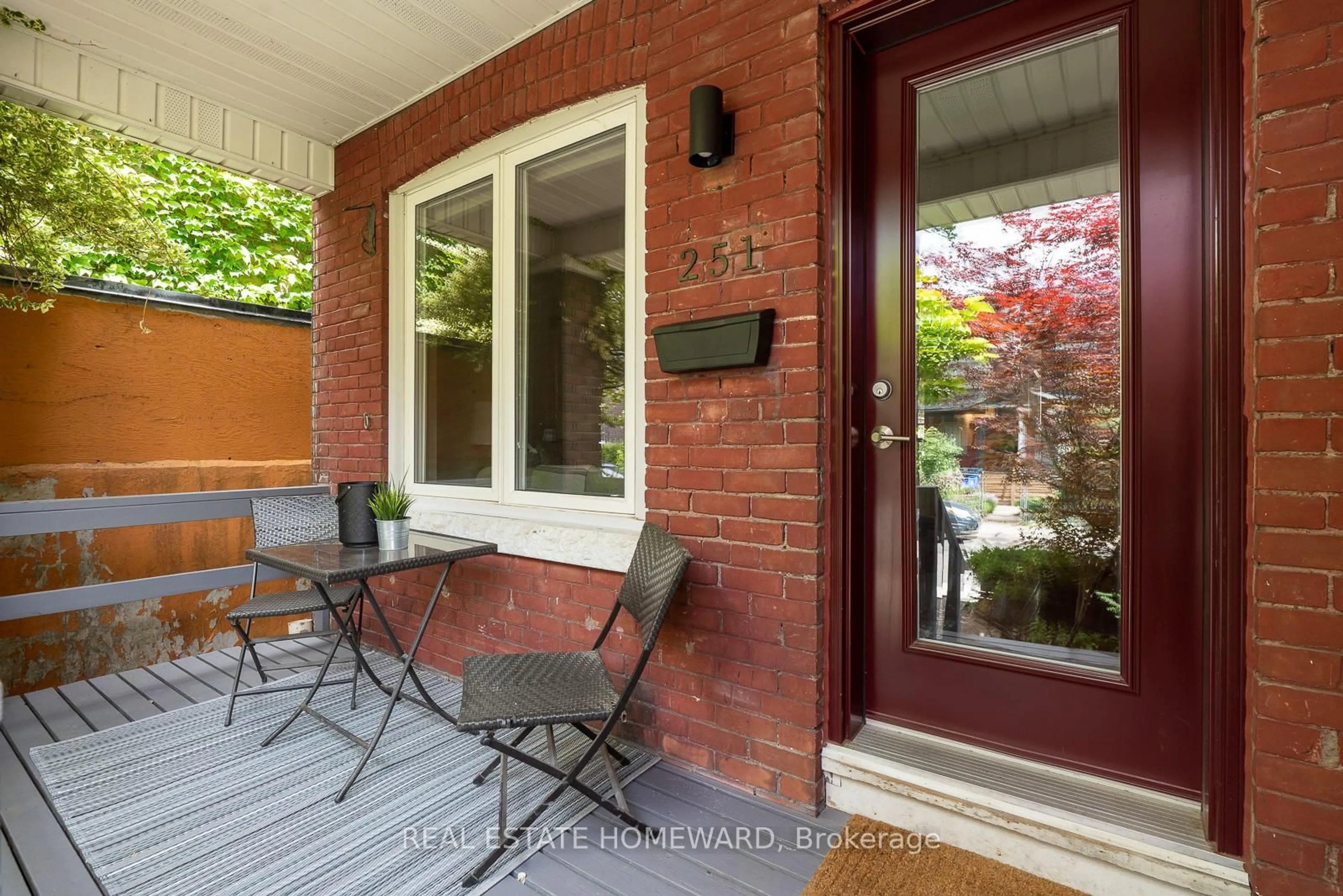Patio, street for 251 Boston Ave, Toronto Ontario M4M 2V1
