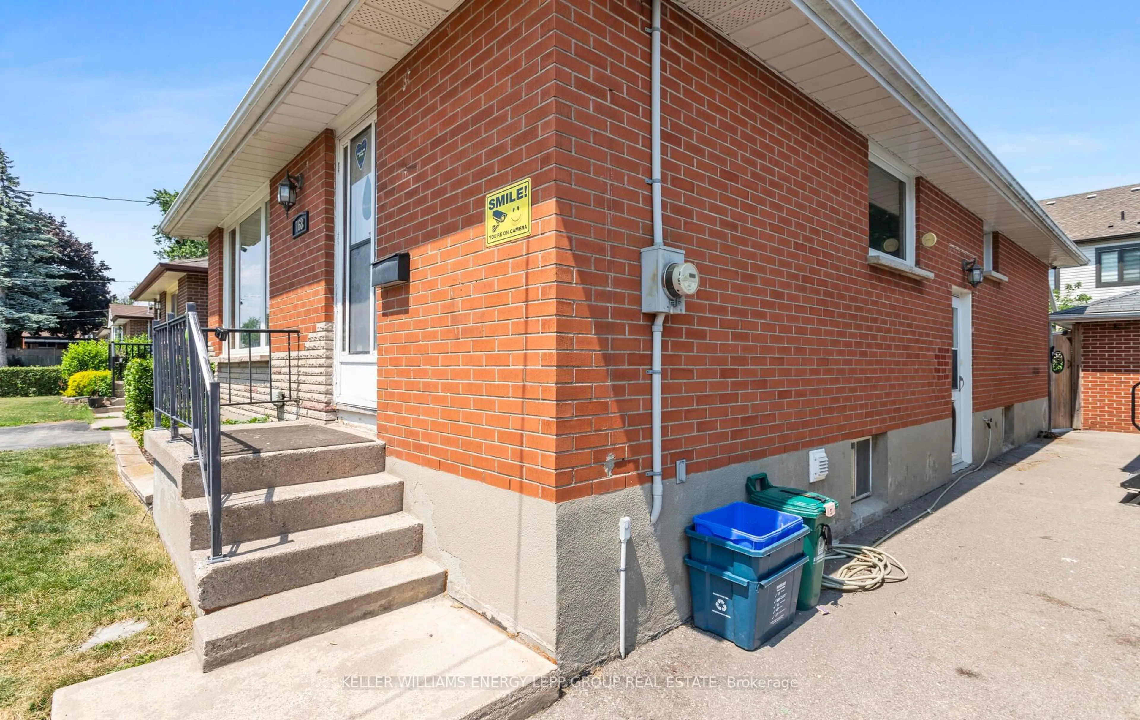 Home with brick exterior material, street for 768 Olive Ave, Oshawa Ontario L1H 2S3