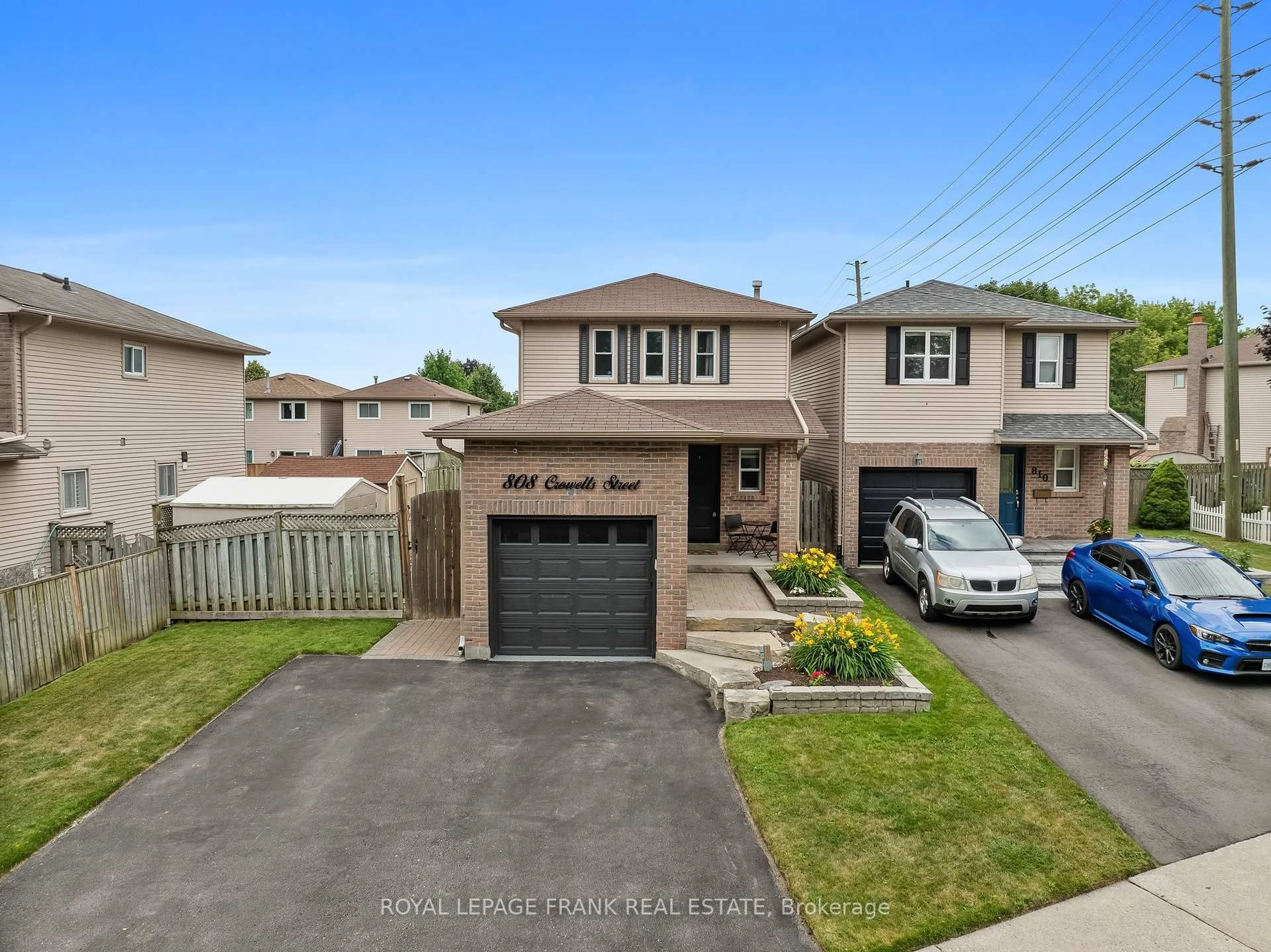 Unknown for 808 Crowells St, Oshawa Ontario L1K 1X4