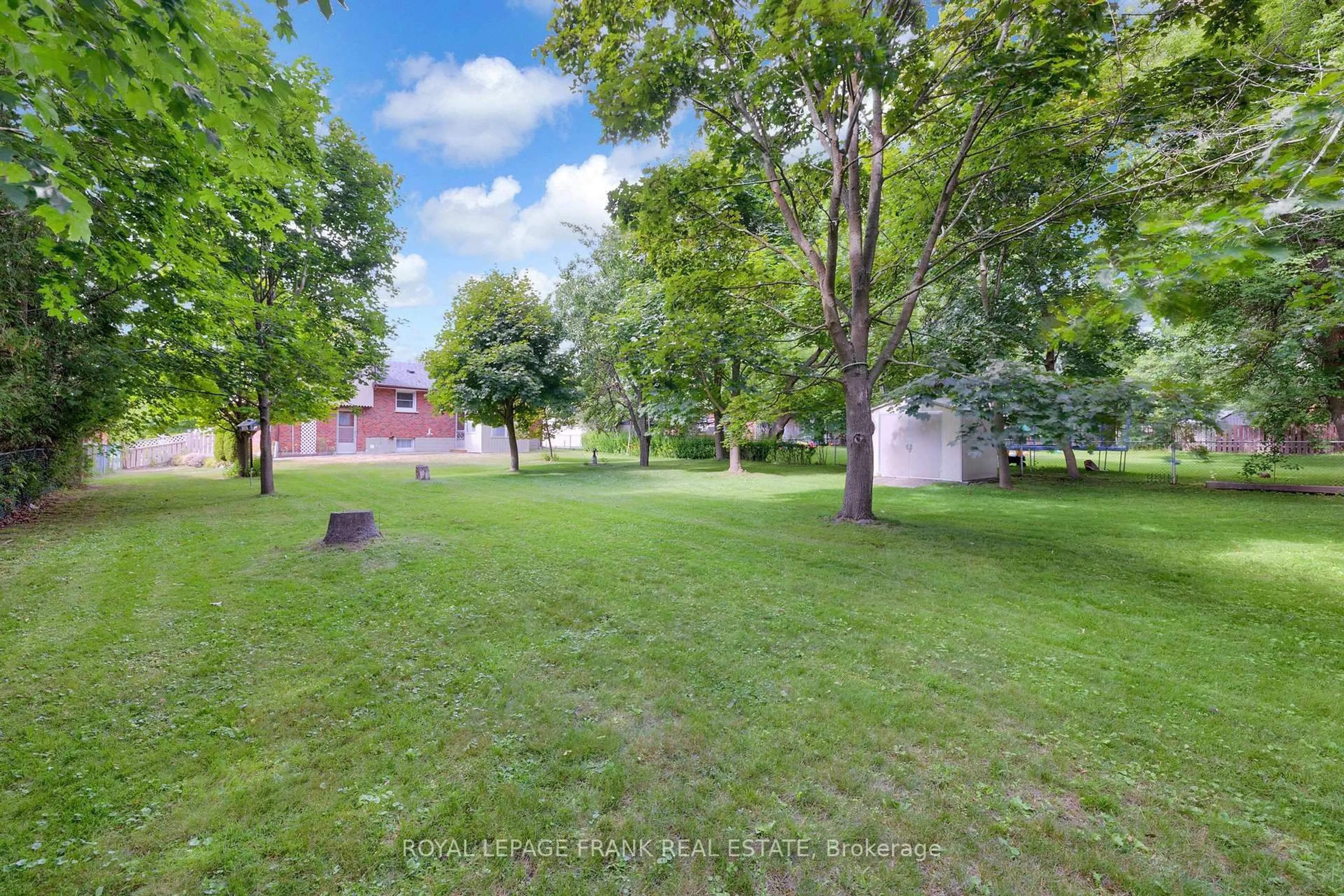 A pic from outside/outdoor area/front of a property/back of a property/a pic from drone, unknown for 17 Phair Ave, Clarington Ontario L1E 2W5