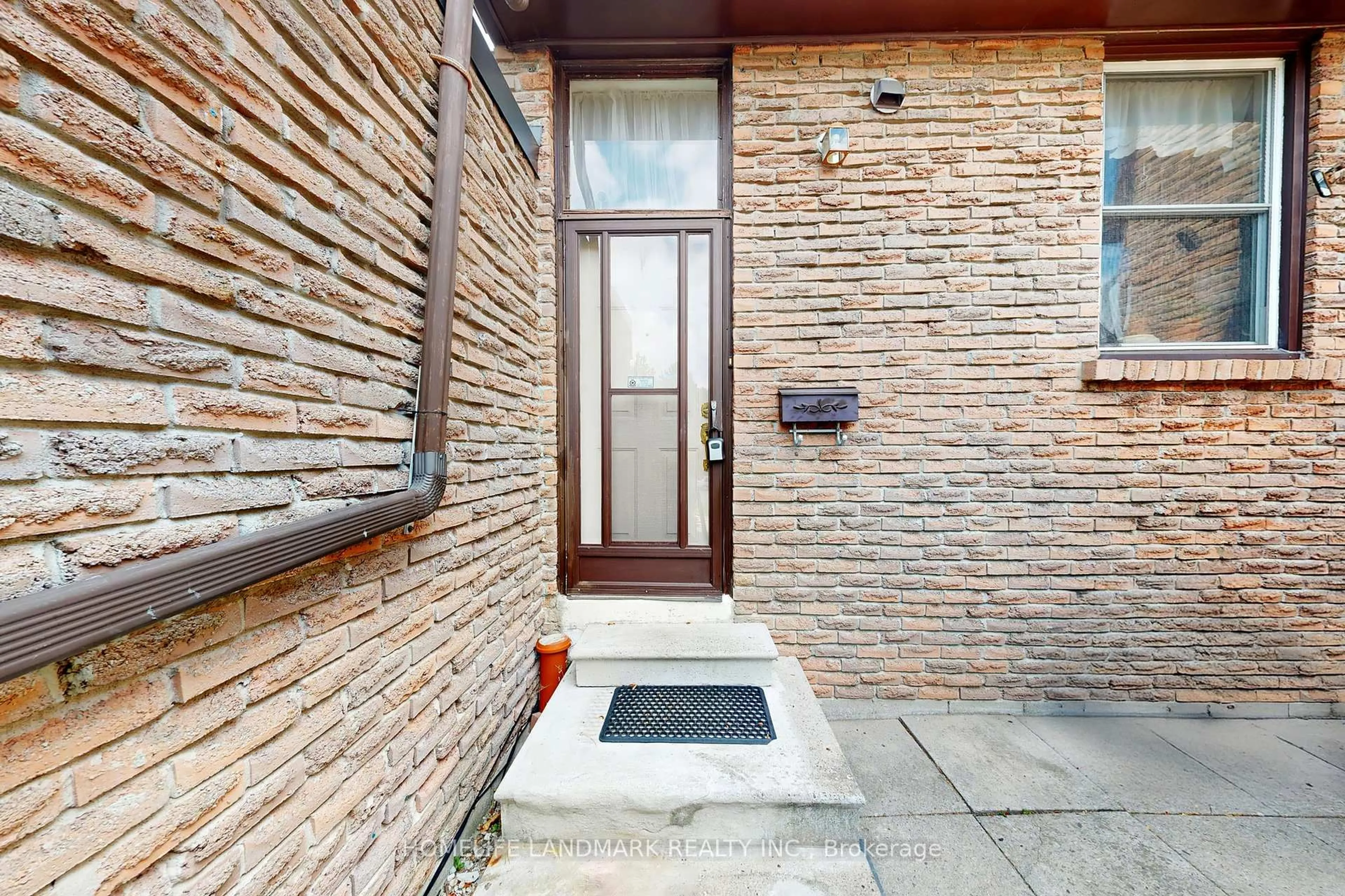 Home with brick exterior material, street for 32 L'amoreaux Dr, Toronto Ontario M1W 2L9
