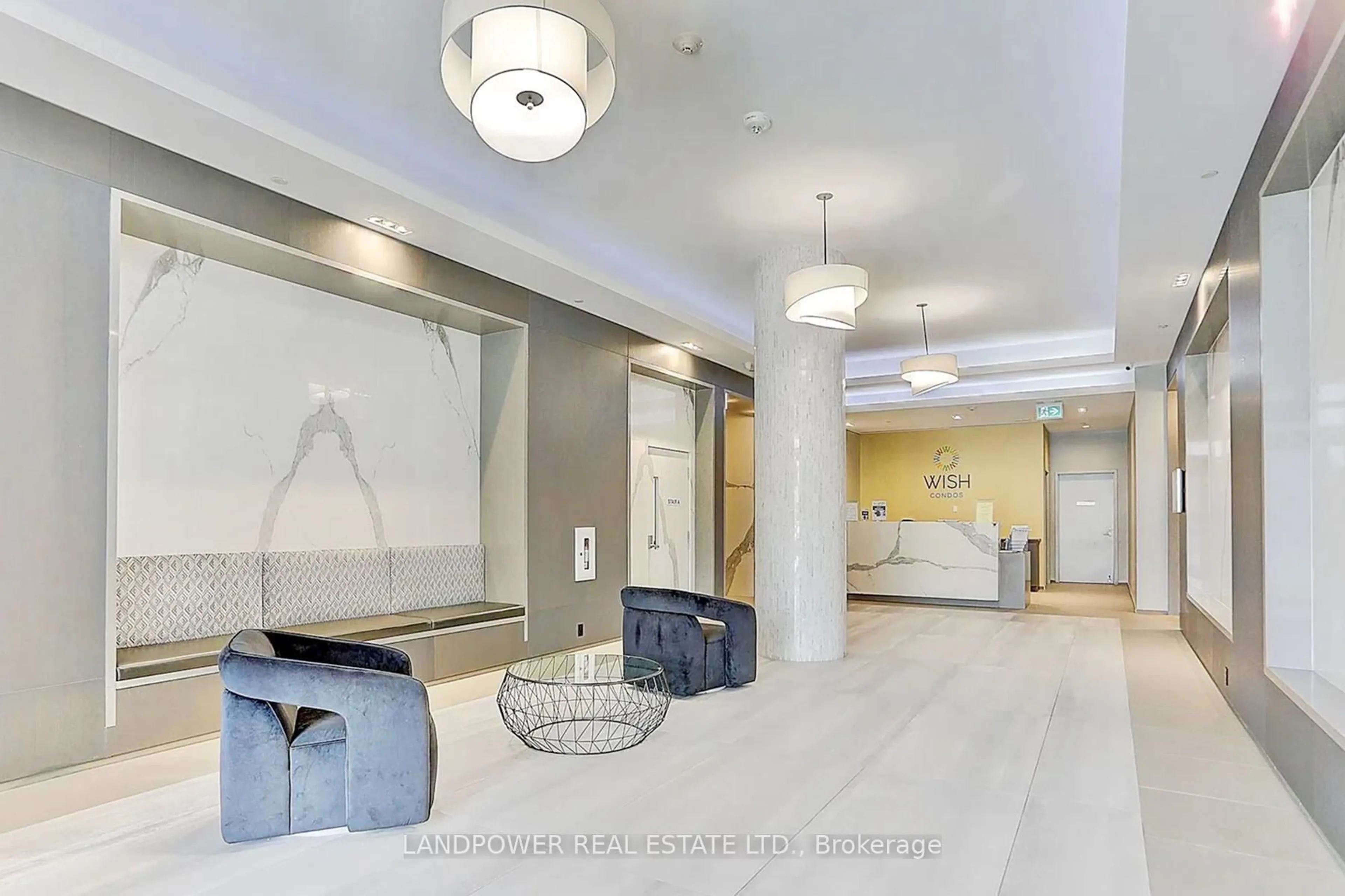 Indoor foyer for 3121 Sheppard Ave #535, Toronto Ontario M1T 0B6