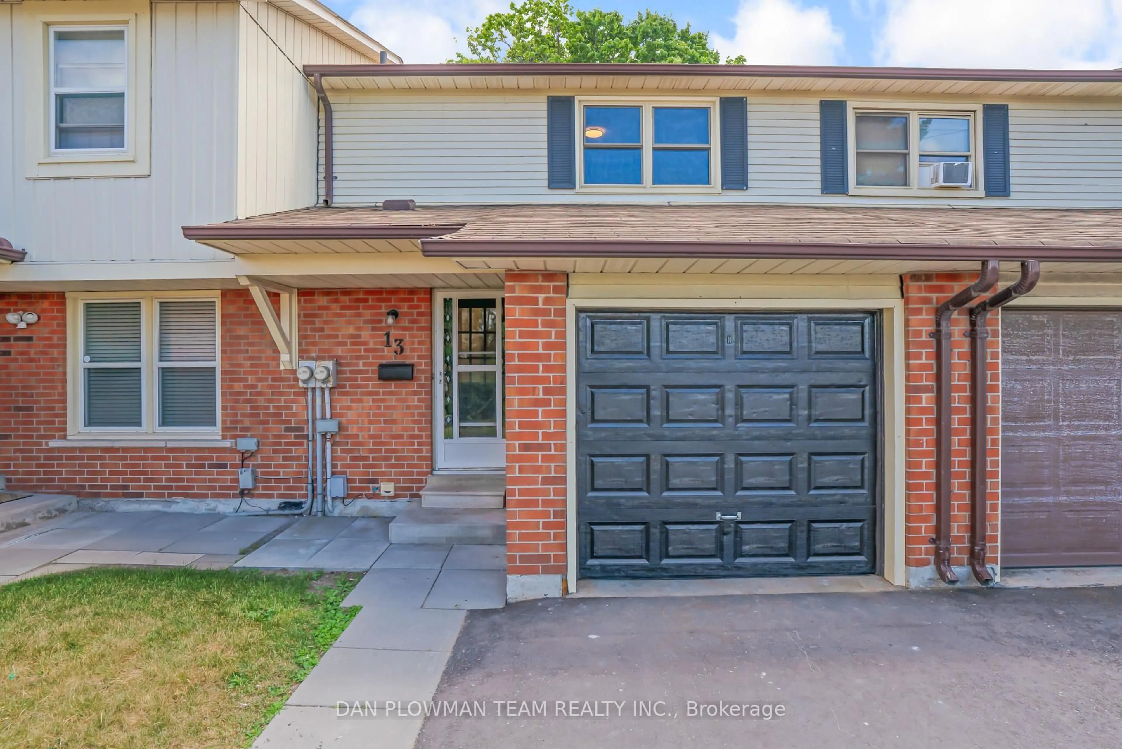 Home with brick exterior material, street for 450 Bristol Cres #13, Oshawa Ontario L1J 6M3