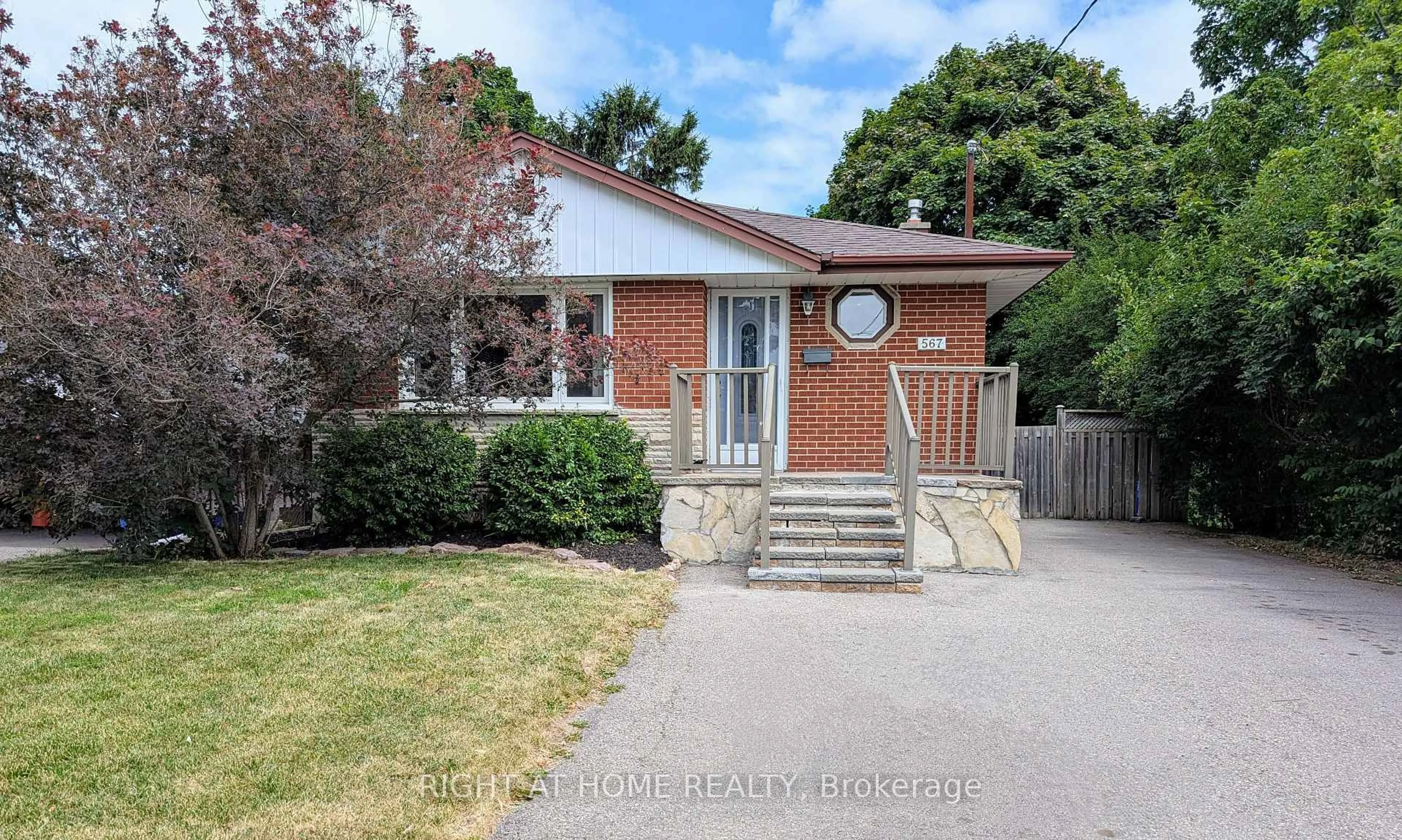 Home with brick exterior material, street for 567 Coleridge St, Oshawa Ontario L1H 6S7