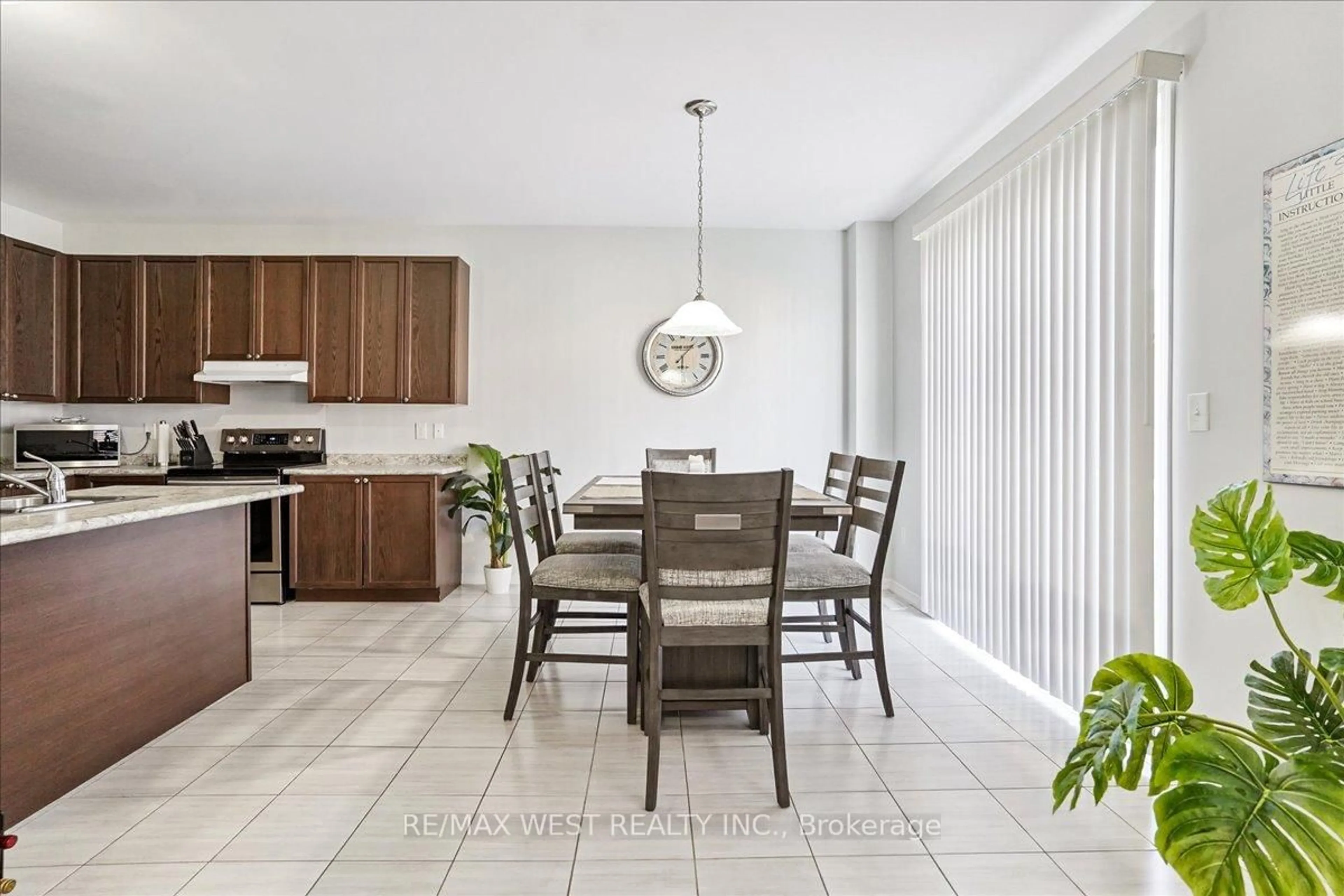 Unknown for 363 Windfields Farm Dr, Oshawa Ontario L1H 7K4