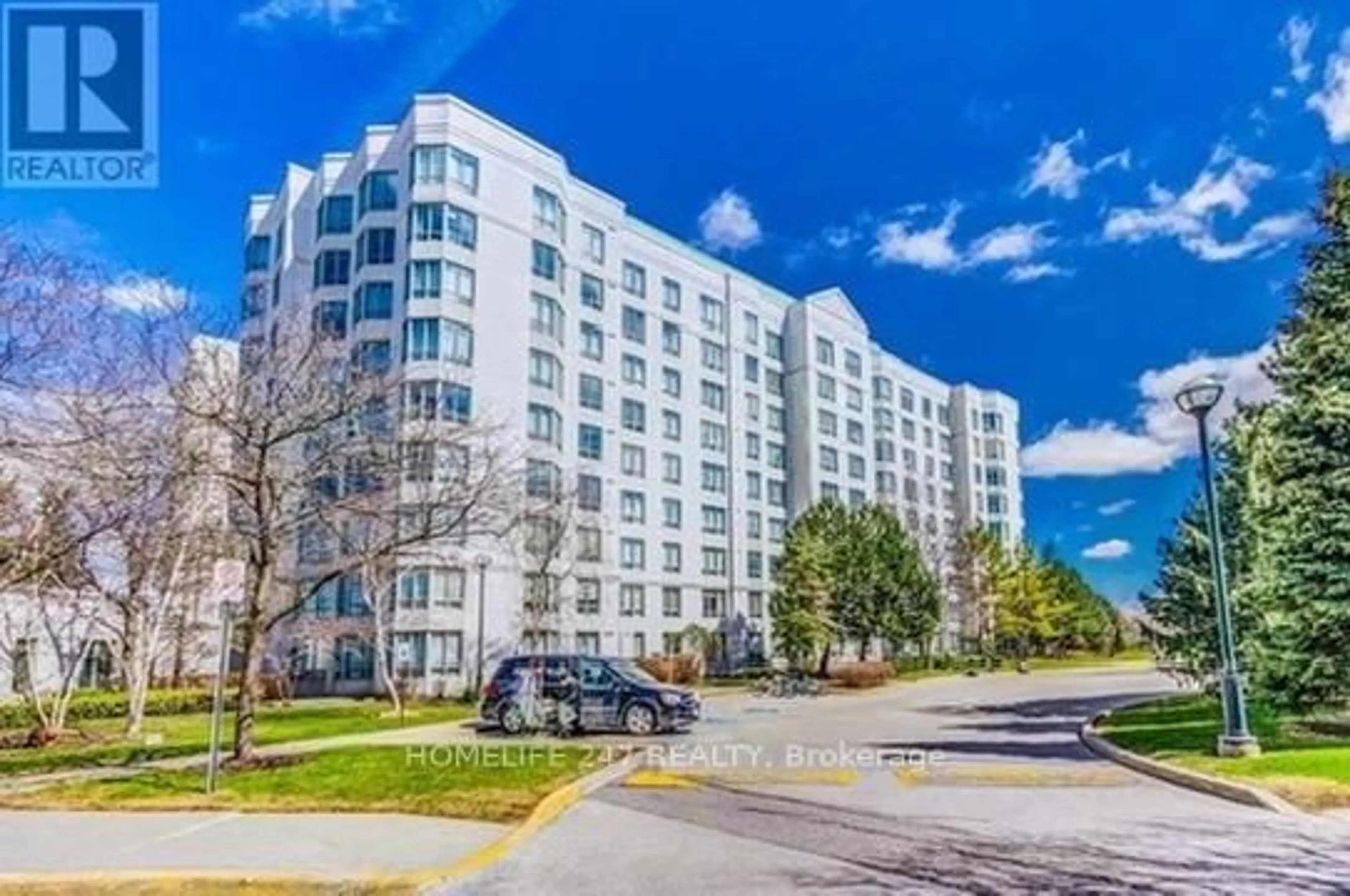 A pic from outside/outdoor area/front of a property/back of a property/a pic from drone, unknown for 2628 Mccowan Rd #811, Toronto Ontario M1S 5J8