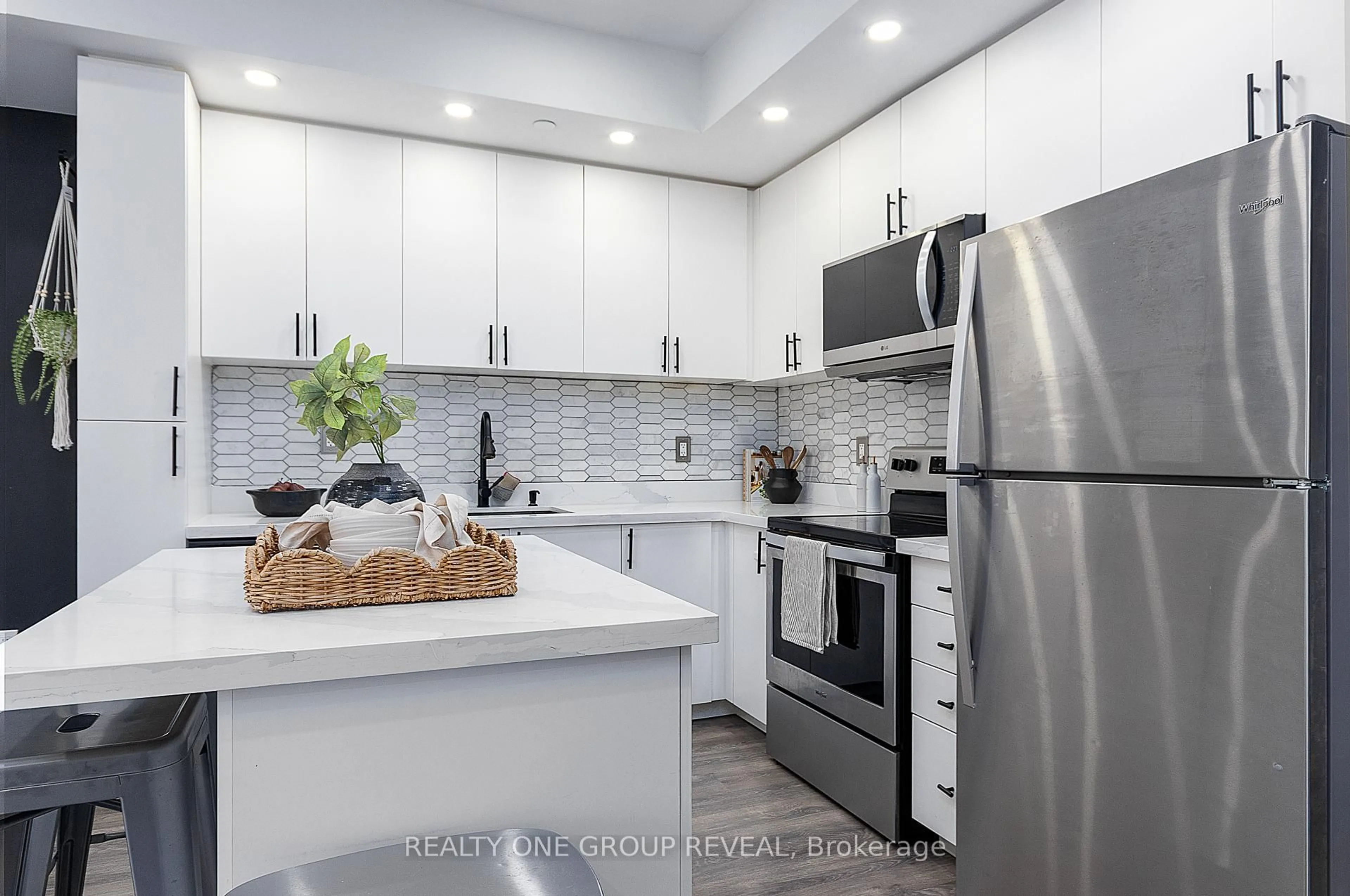 Unknown for 1555 Kingston Rd #118, Pickering Ontario L1V 0E9