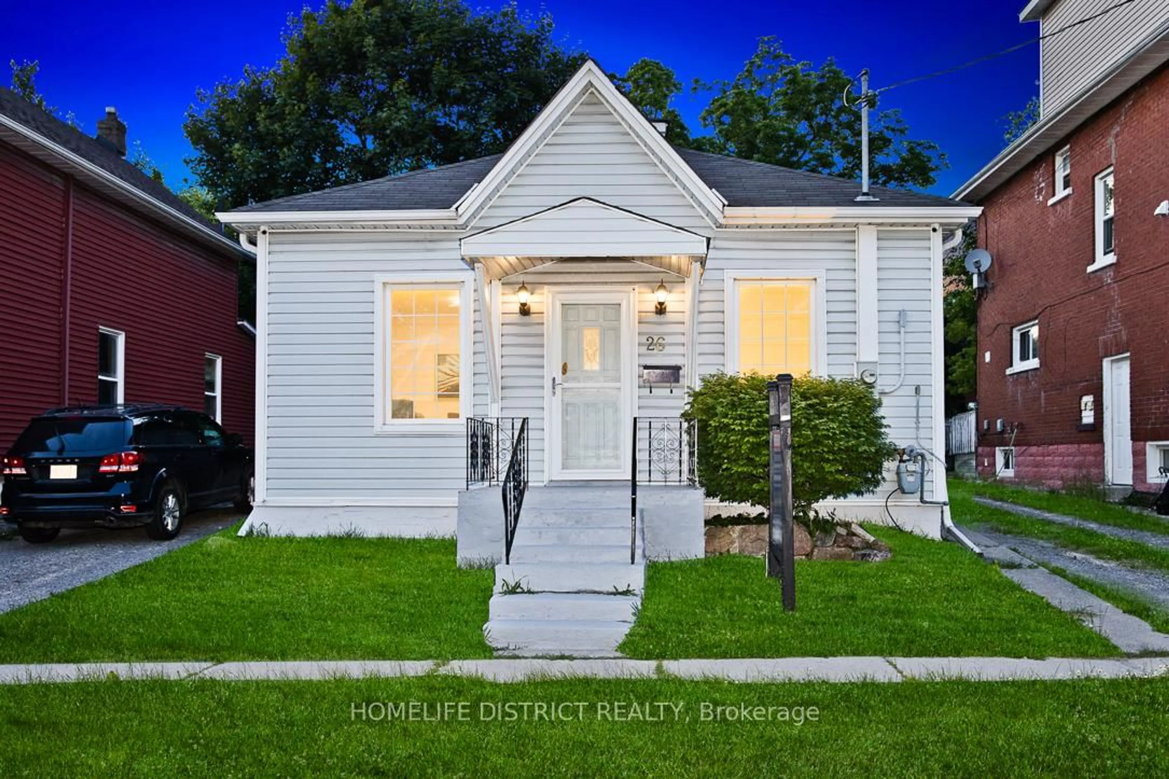Home with brick exterior material, street for 26 Brock St, Oshawa Ontario L1G 1R9