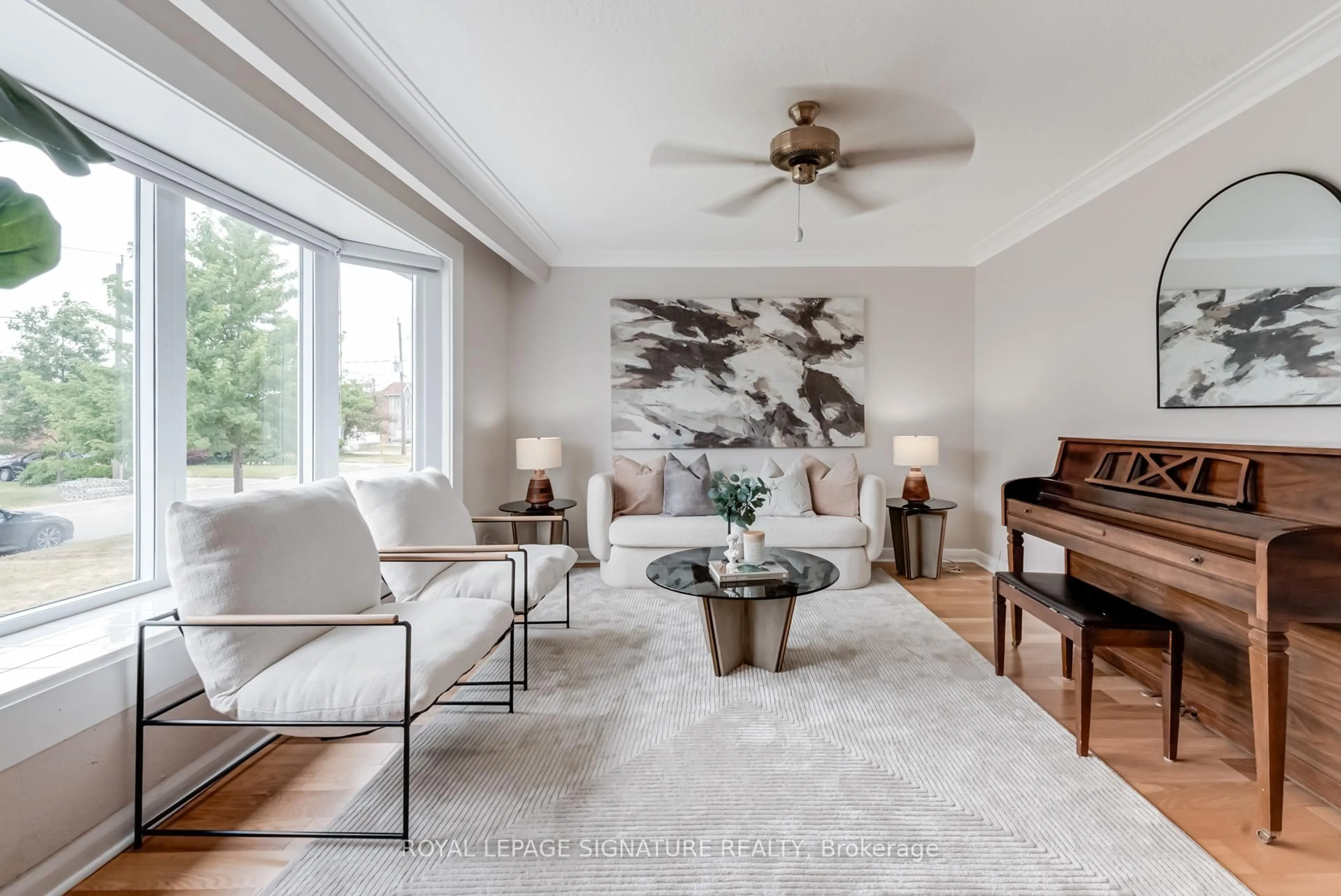 Living room with furniture, unknown for 39 Century Dr, Toronto Ontario M1K 4J7