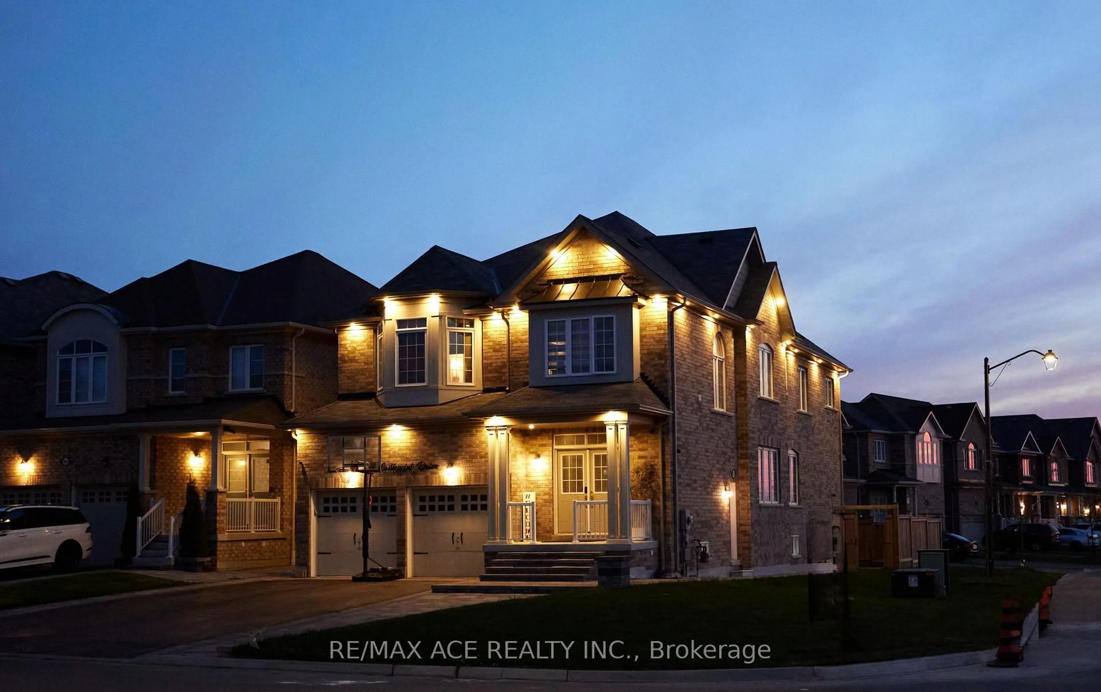 Home with brick exterior material, street for 1912 Castlepoint Dr, Oshawa Ontario L1K 0P2