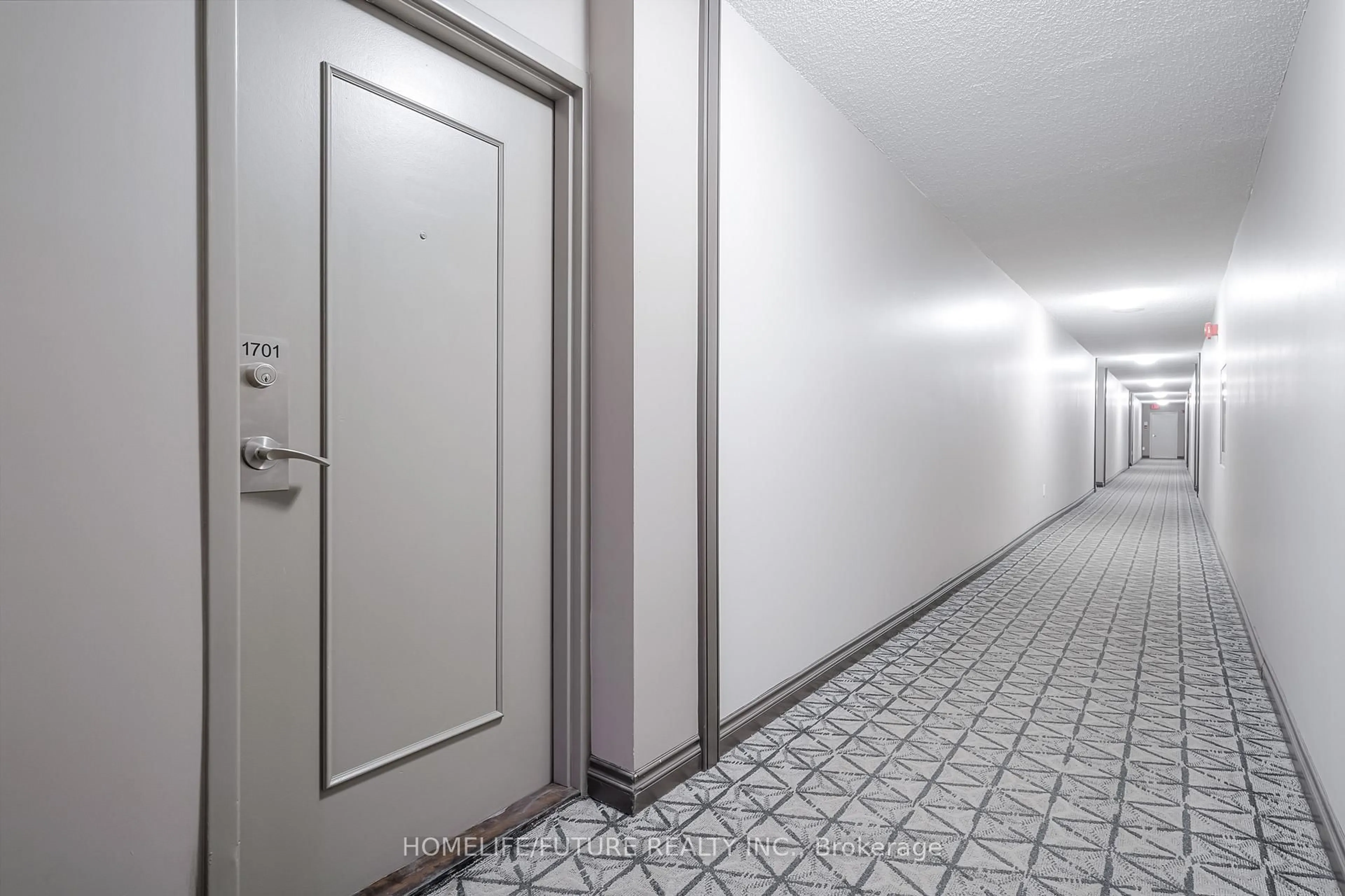 Indoor foyer for 2050 Bridletowne Circ #1701, Toronto Ontario M1W 2V5