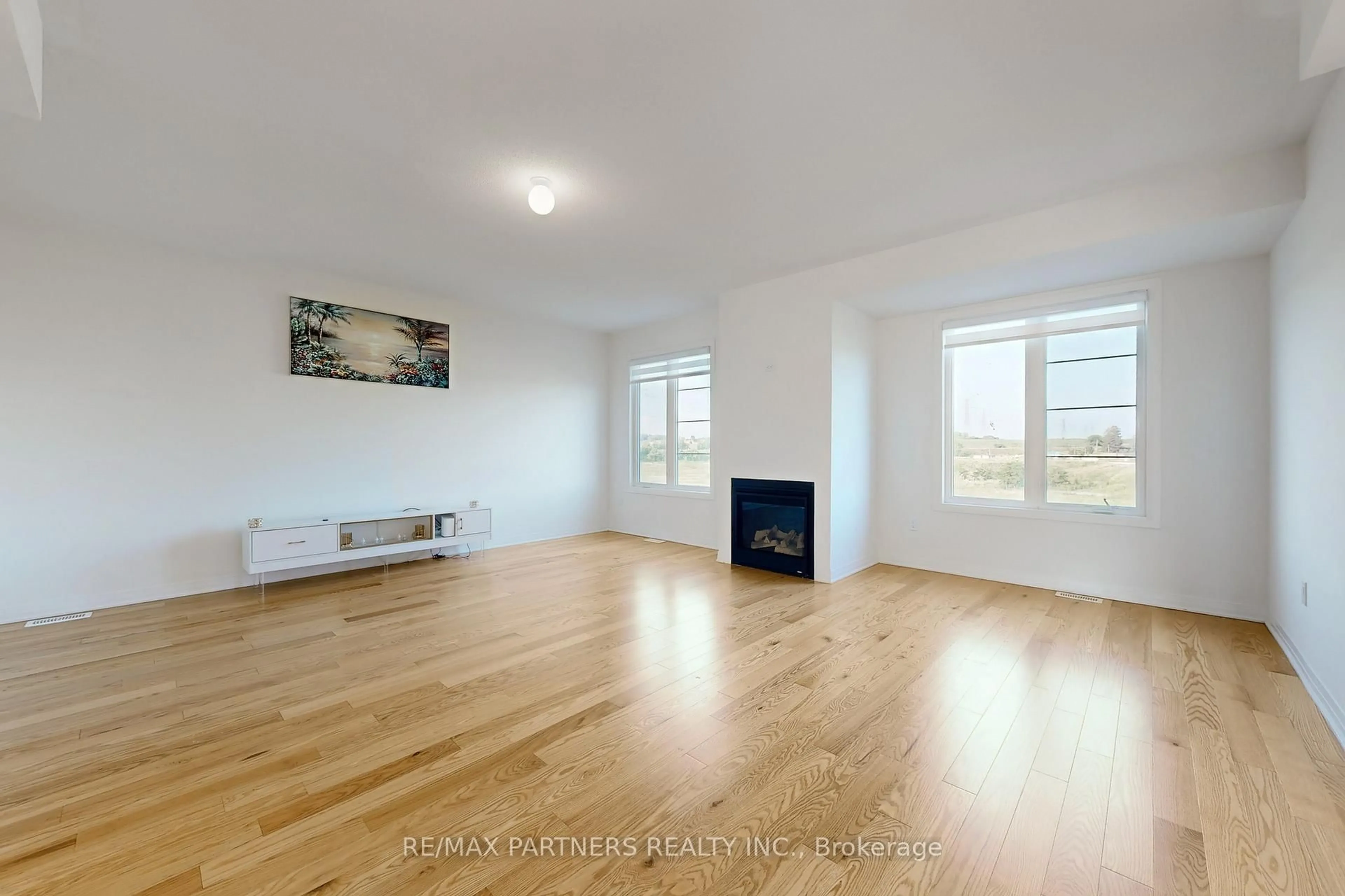 A pic of a room for 11 Yacht Dr, Clarington Ontario L1B 4C1