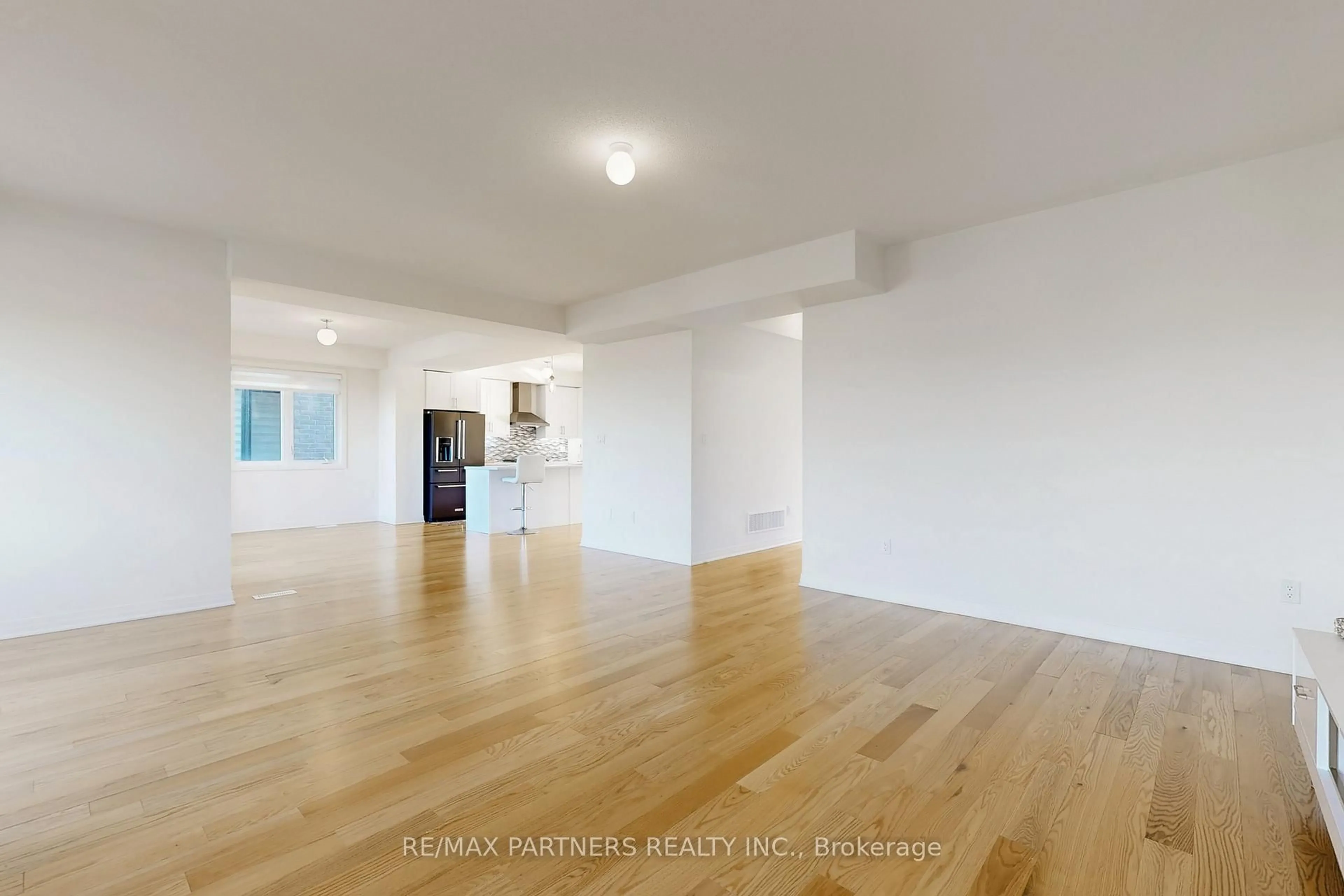 A pic of a room for 11 Yacht Dr, Clarington Ontario L1B 4C1