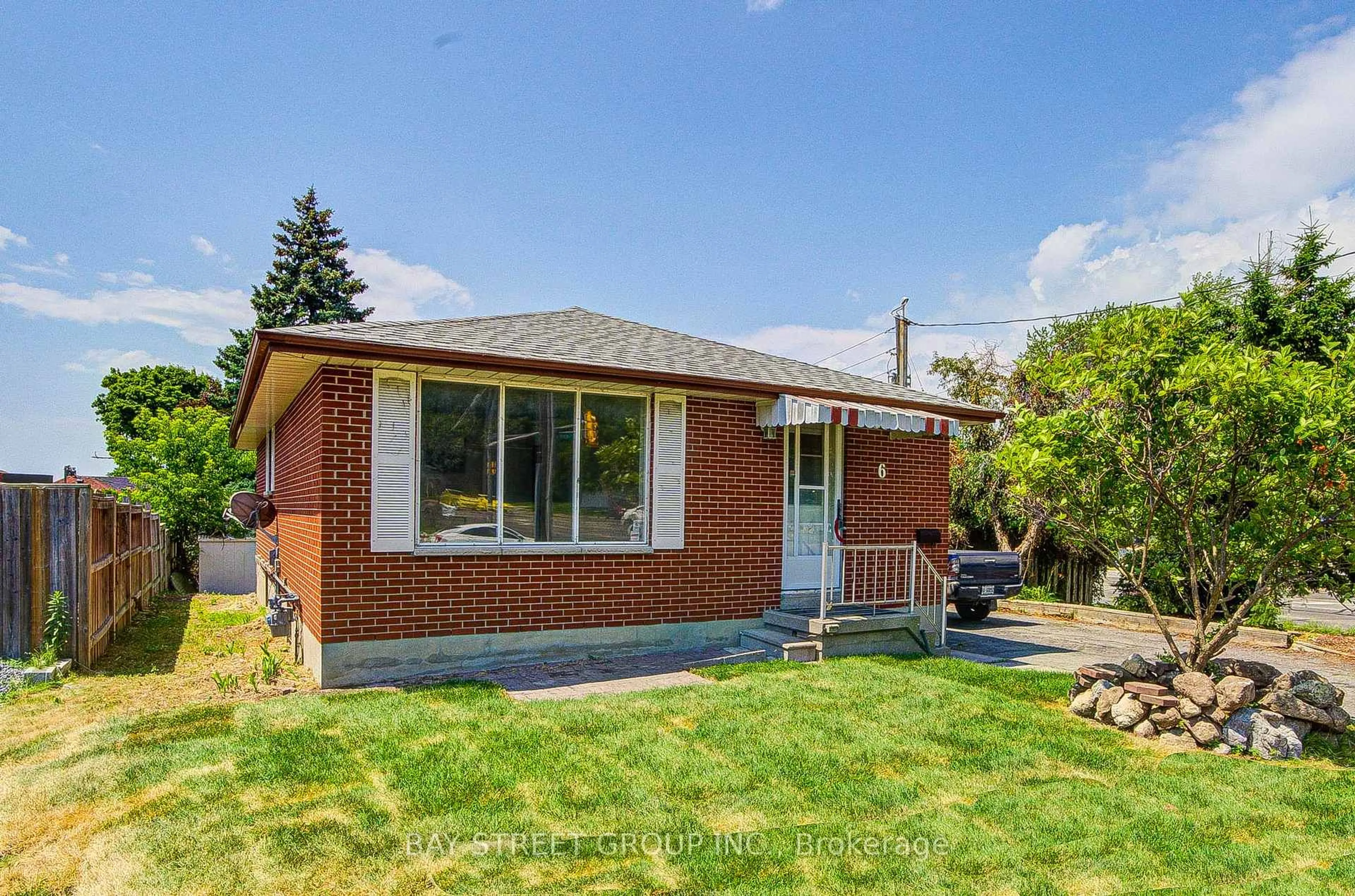 Home with brick exterior material, street for 6 Keewatin St, Oshawa Ontario L1H 6Y8