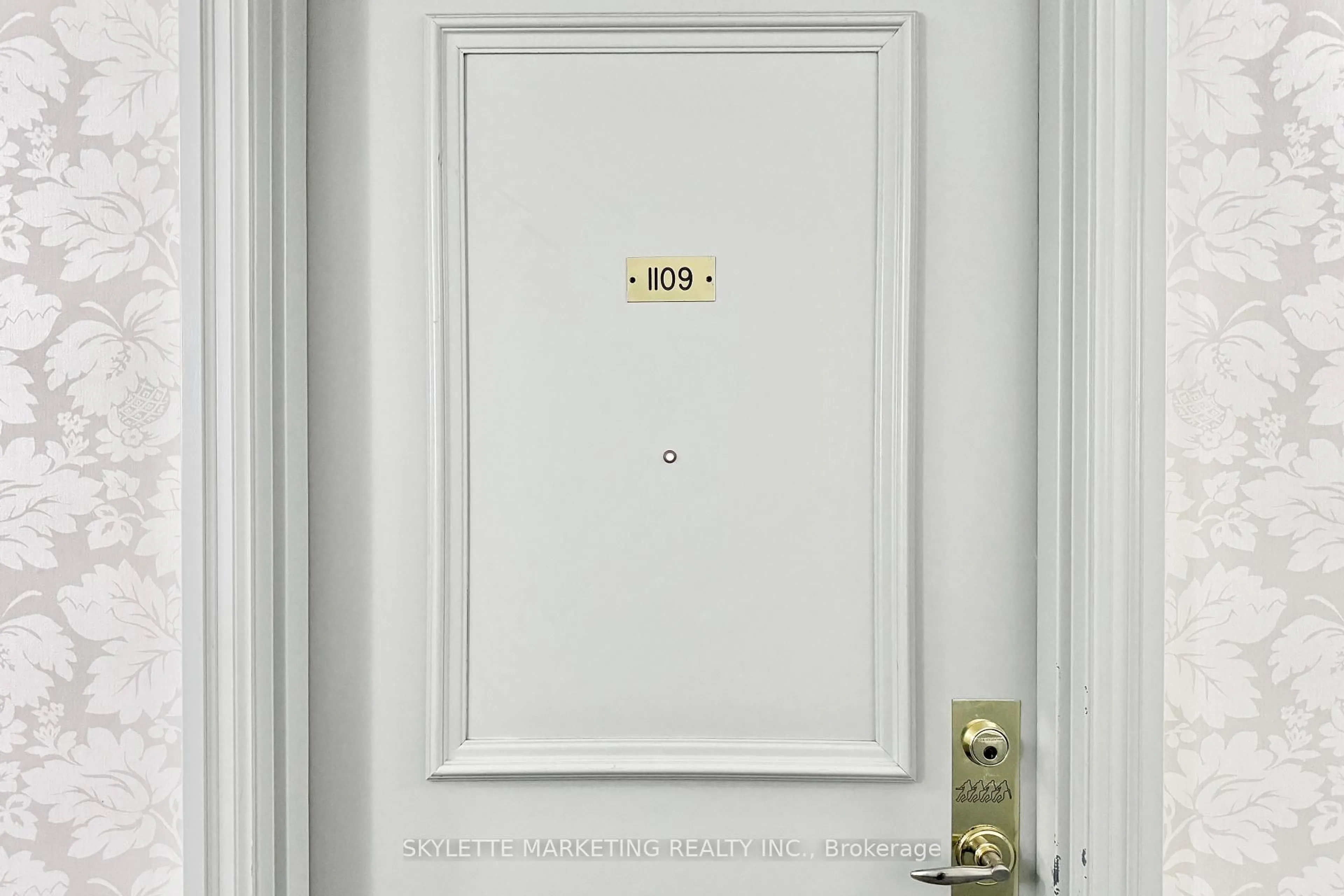 Indoor entryway for 5039 Finch Ave #1109, Toronto Ontario M1S 5L6