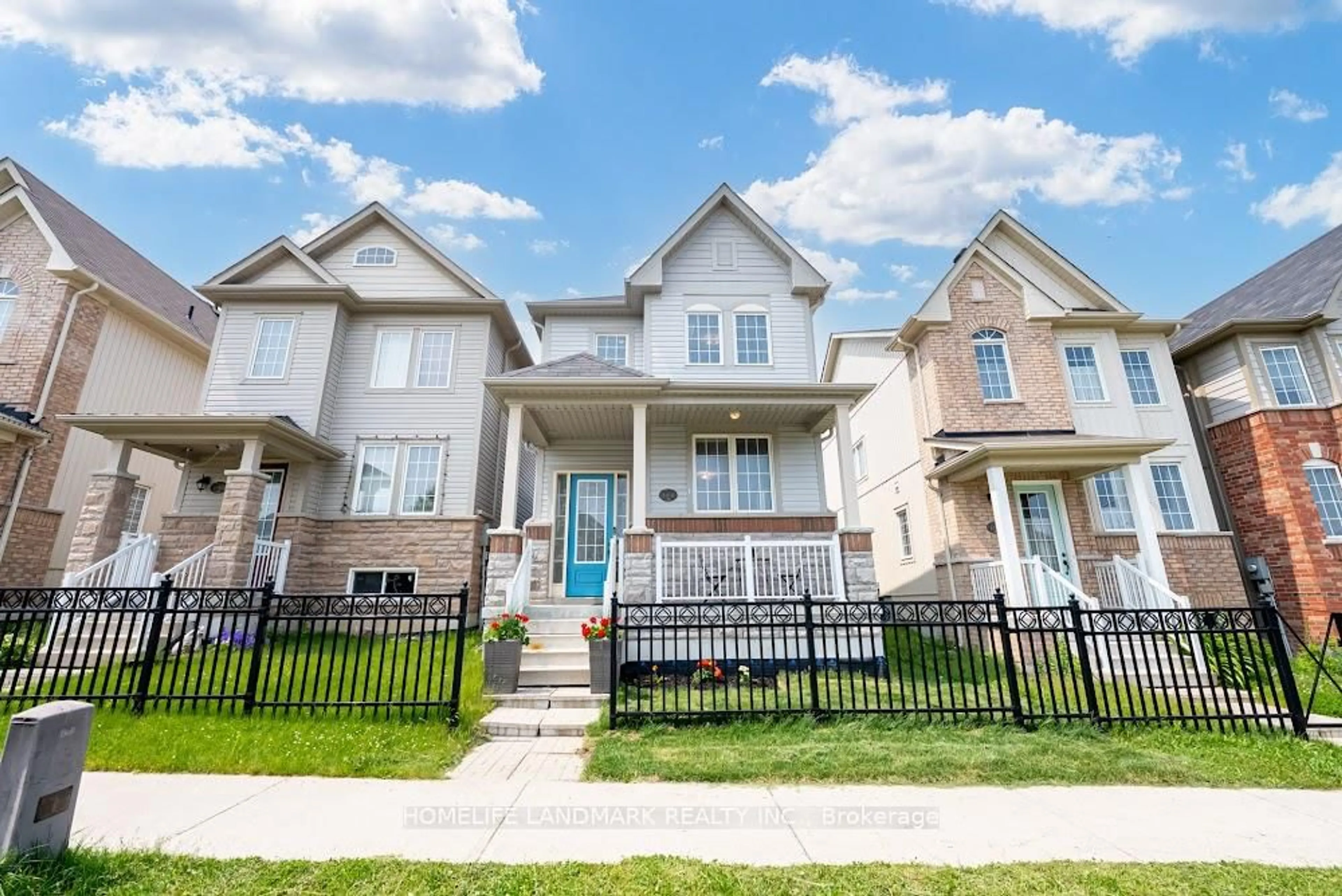 Home with vinyl exterior material, street for 144 Mcbride Ave, Clarington Ontario L1C 0J4