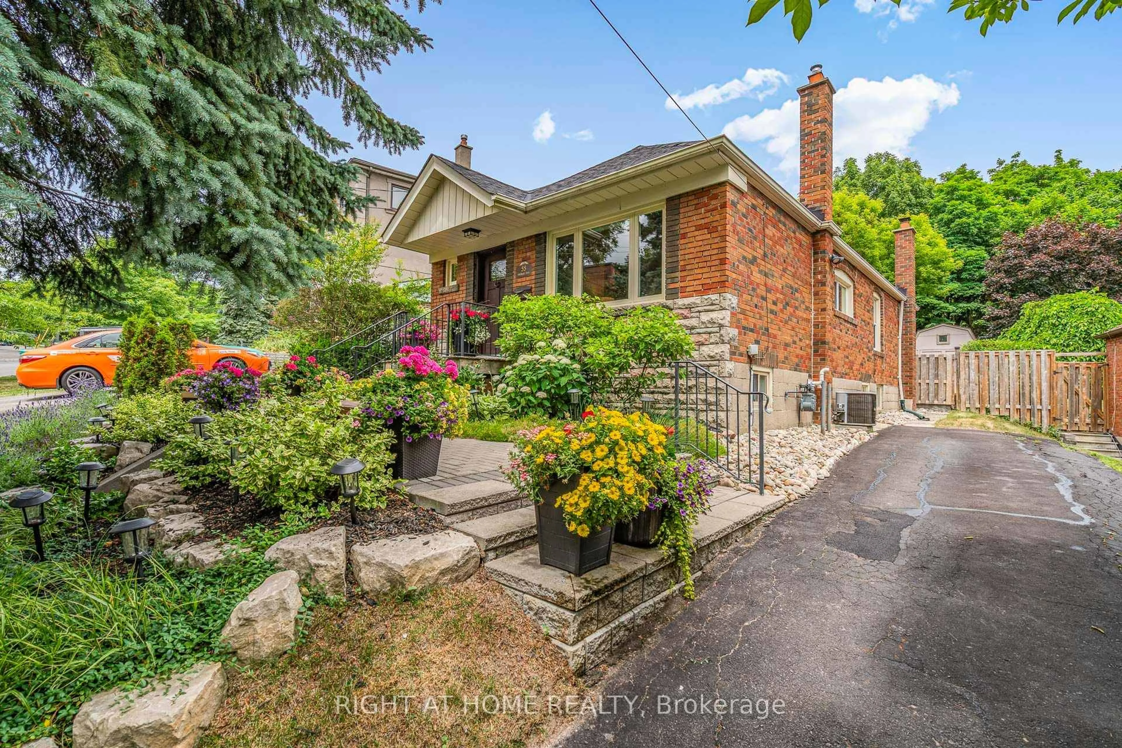 Home with brick exterior material, street for 55 Midland Ave, Toronto Ontario M1N 3Z8
