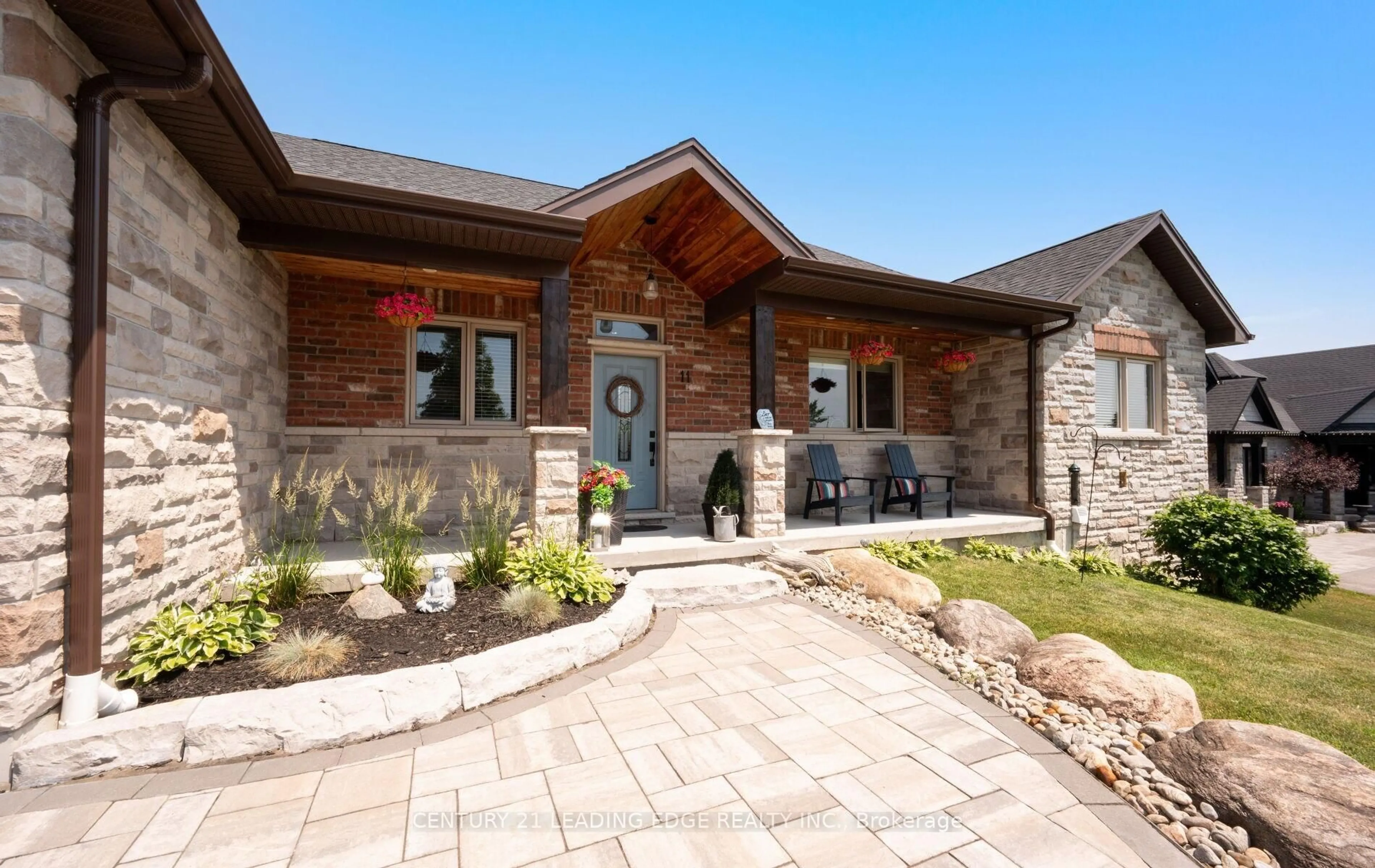 Home with brick exterior material, unknown for 11 EASTSIDE St, Scugog Ontario L0C 1B0