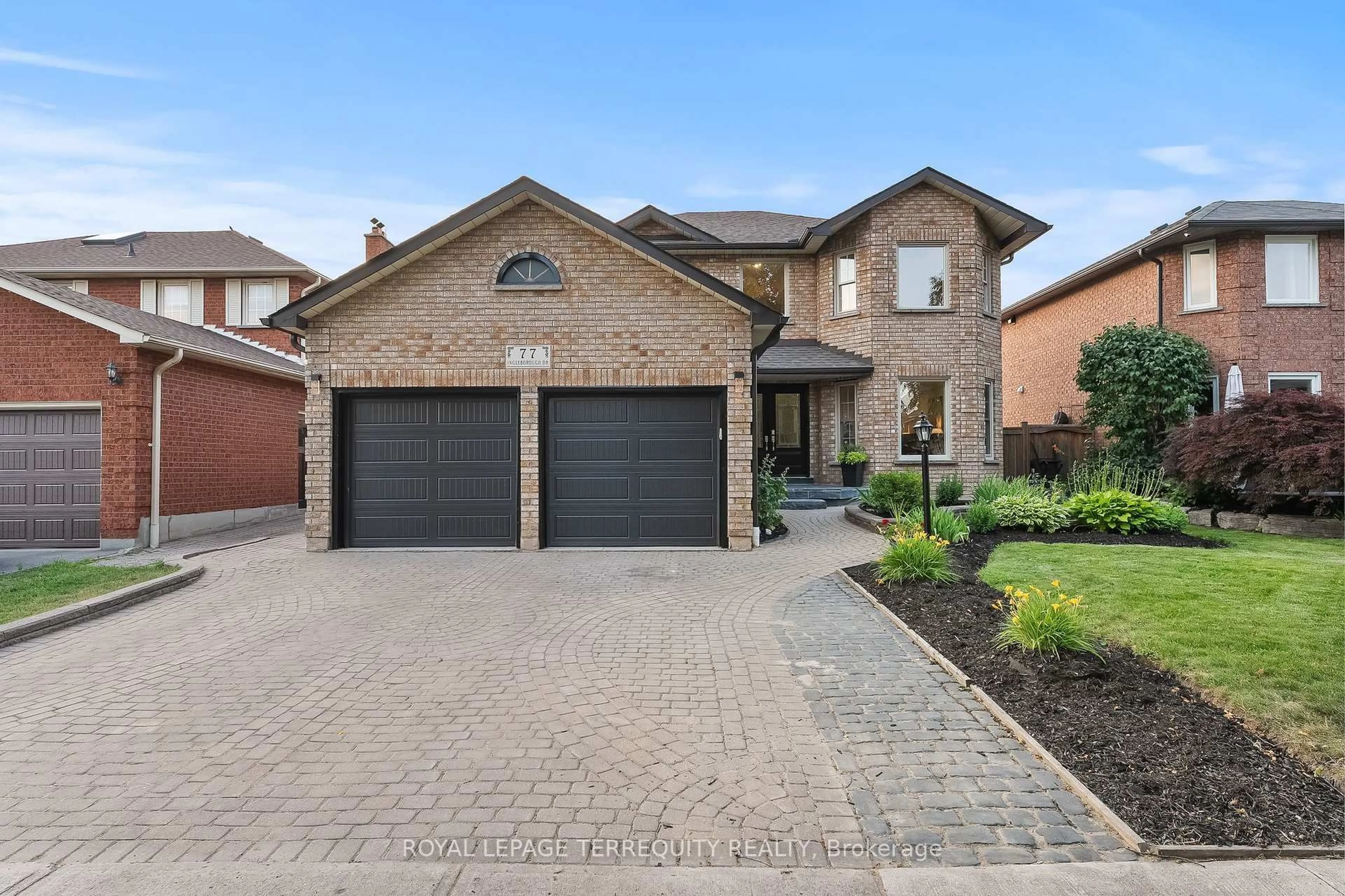 Home with brick exterior material, street for 77 Ingleborough Dr, Whitby Ontario L1N 8J4