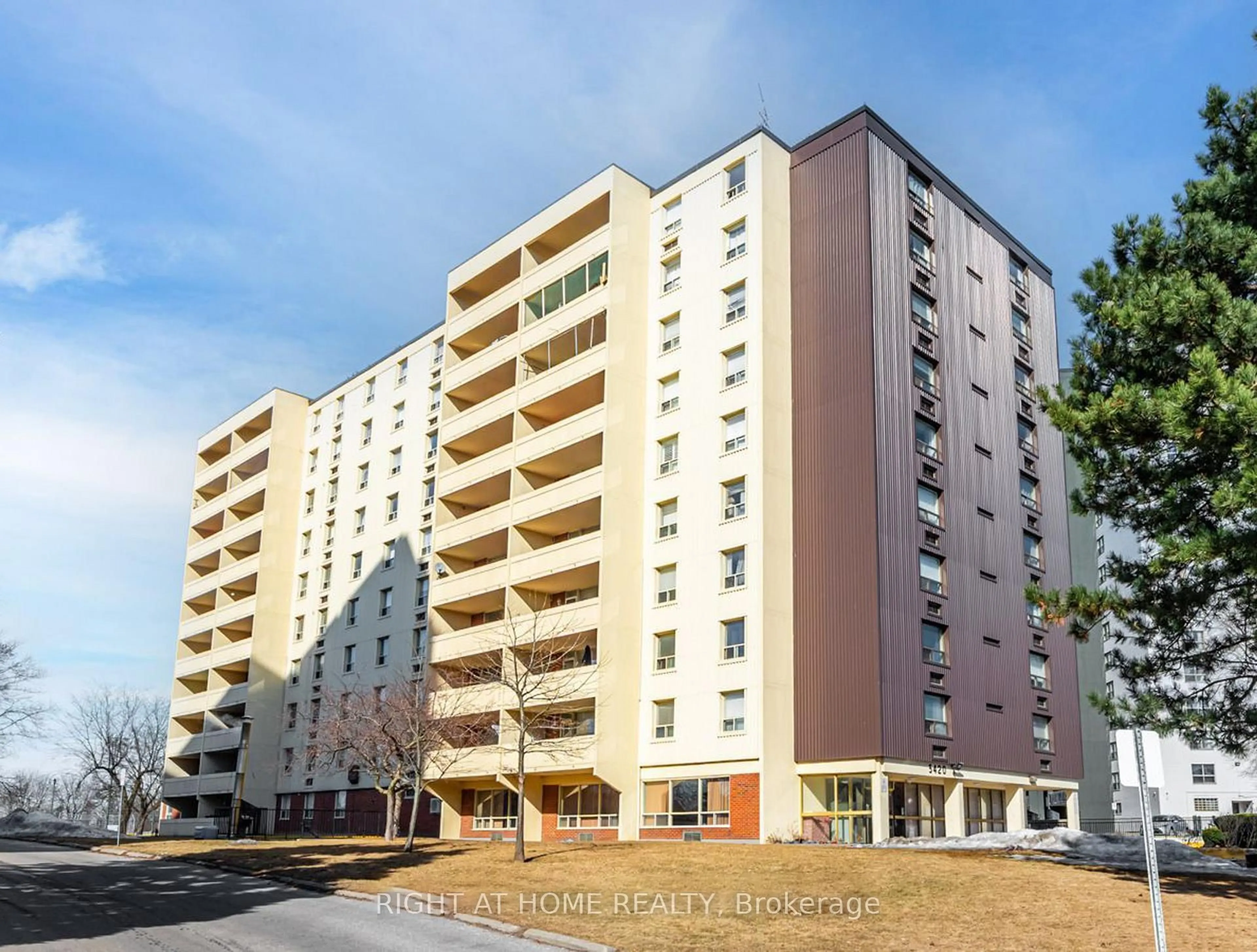 A pic from outside/outdoor area/front of a property/back of a property/a pic from drone, building for 3420 Eglinton Ave #407, Toronto Ontario M1J 2H9
