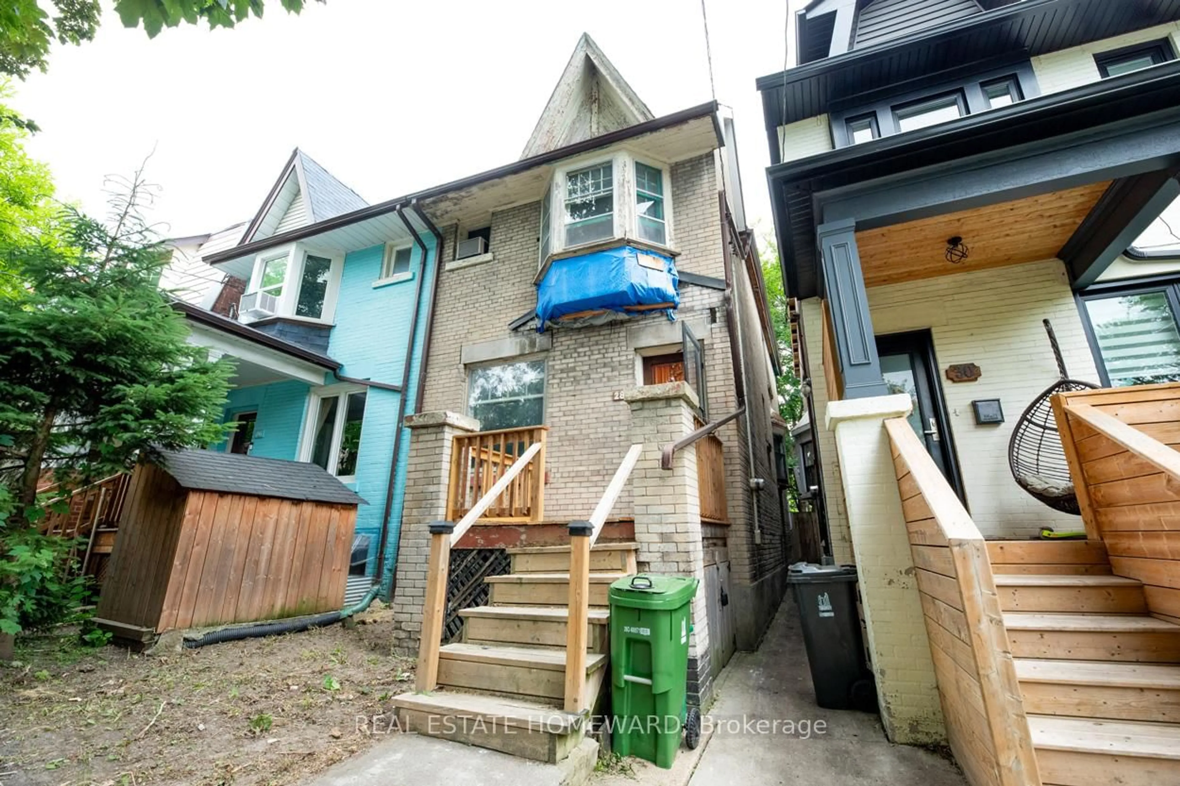 Unknown for 28 Richard Ave, Toronto Ontario M4L 1W9
