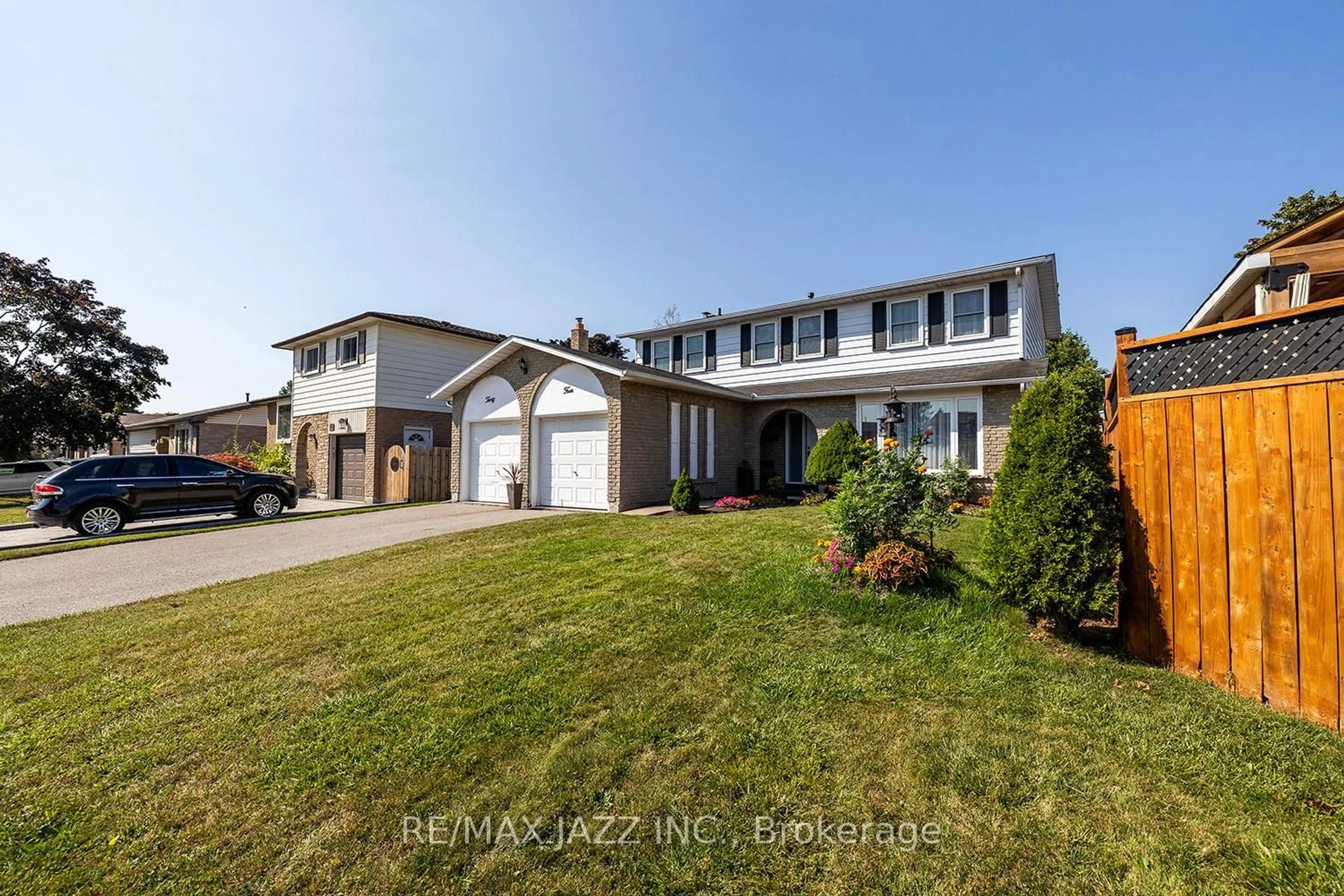 Unknown for 34 Rhonda Blvd, Clarington Ontario L1C 3W5