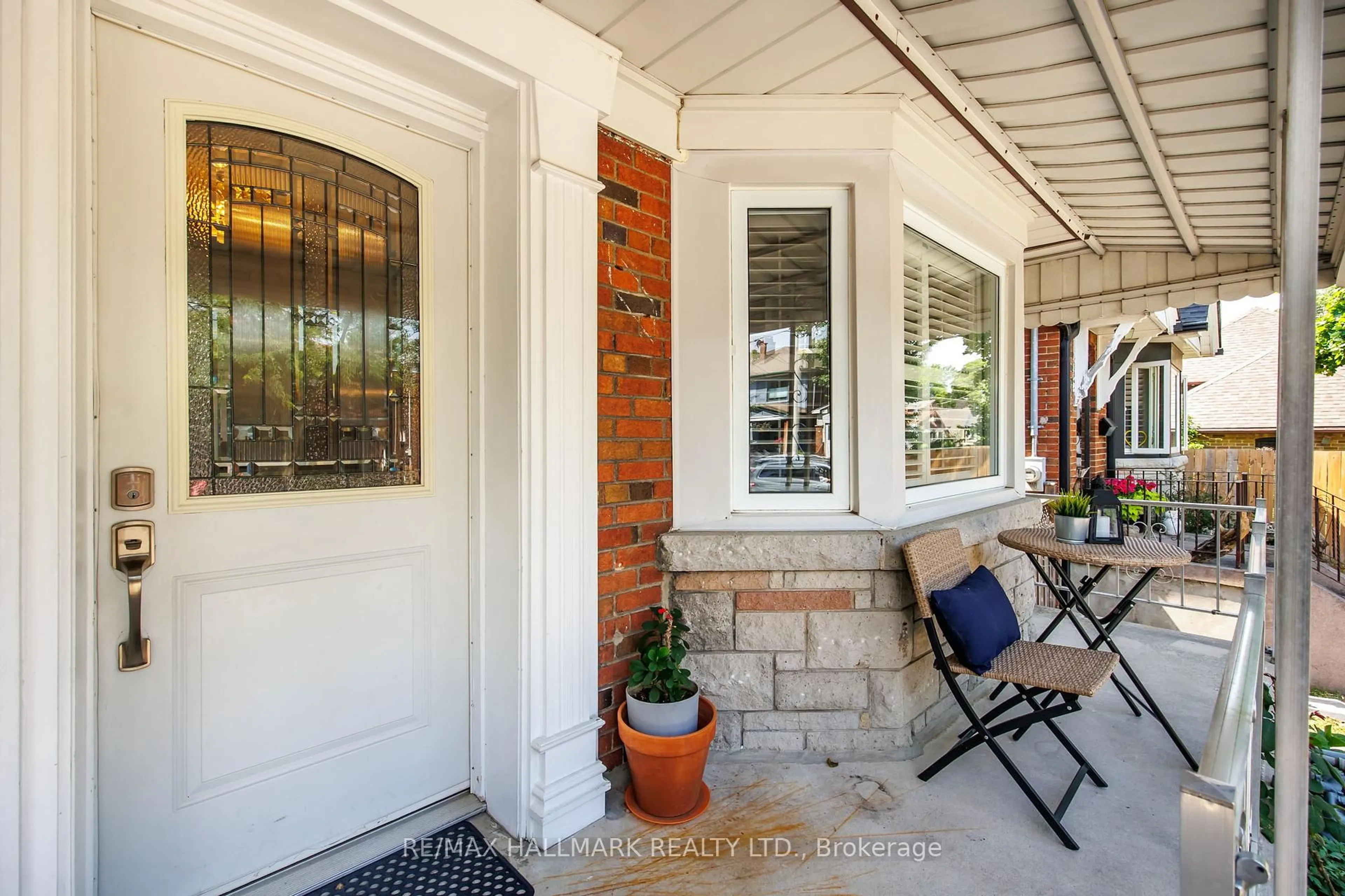 Indoor entryway for 236 Dewhurst Blvd, Toronto Ontario M4J 3K5
