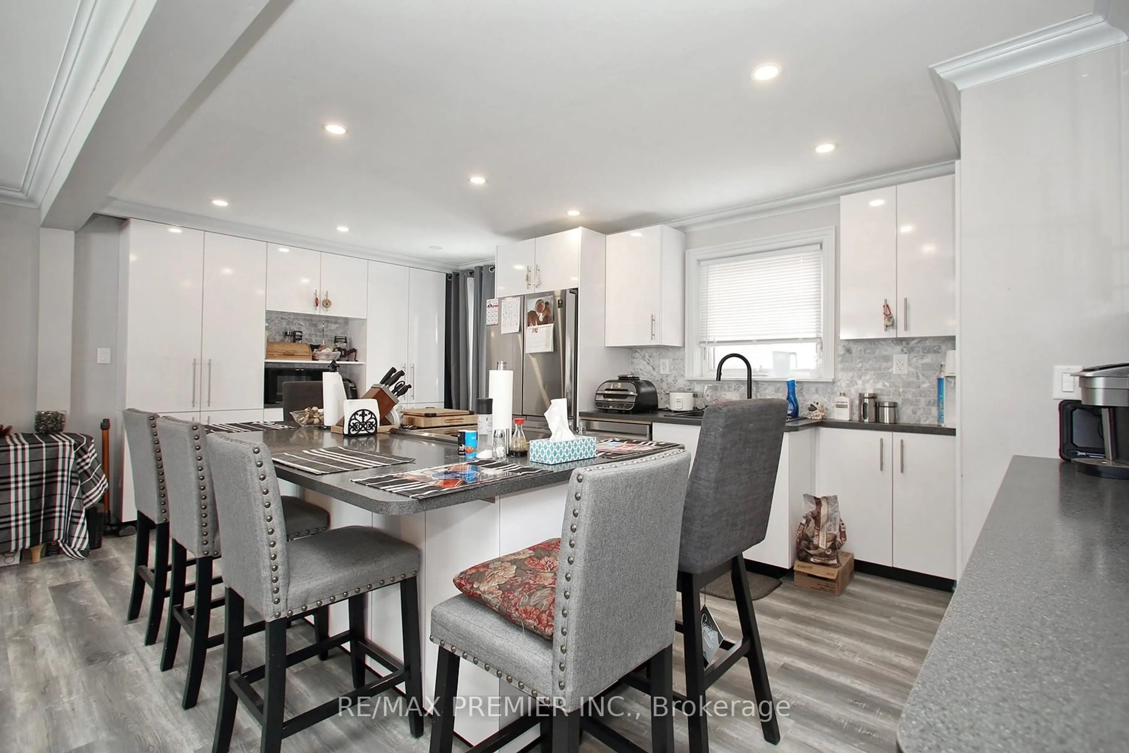 Open concept kitchen, unknown for 1914 Liverpool Rd, Pickering Ontario L1V 1W5
