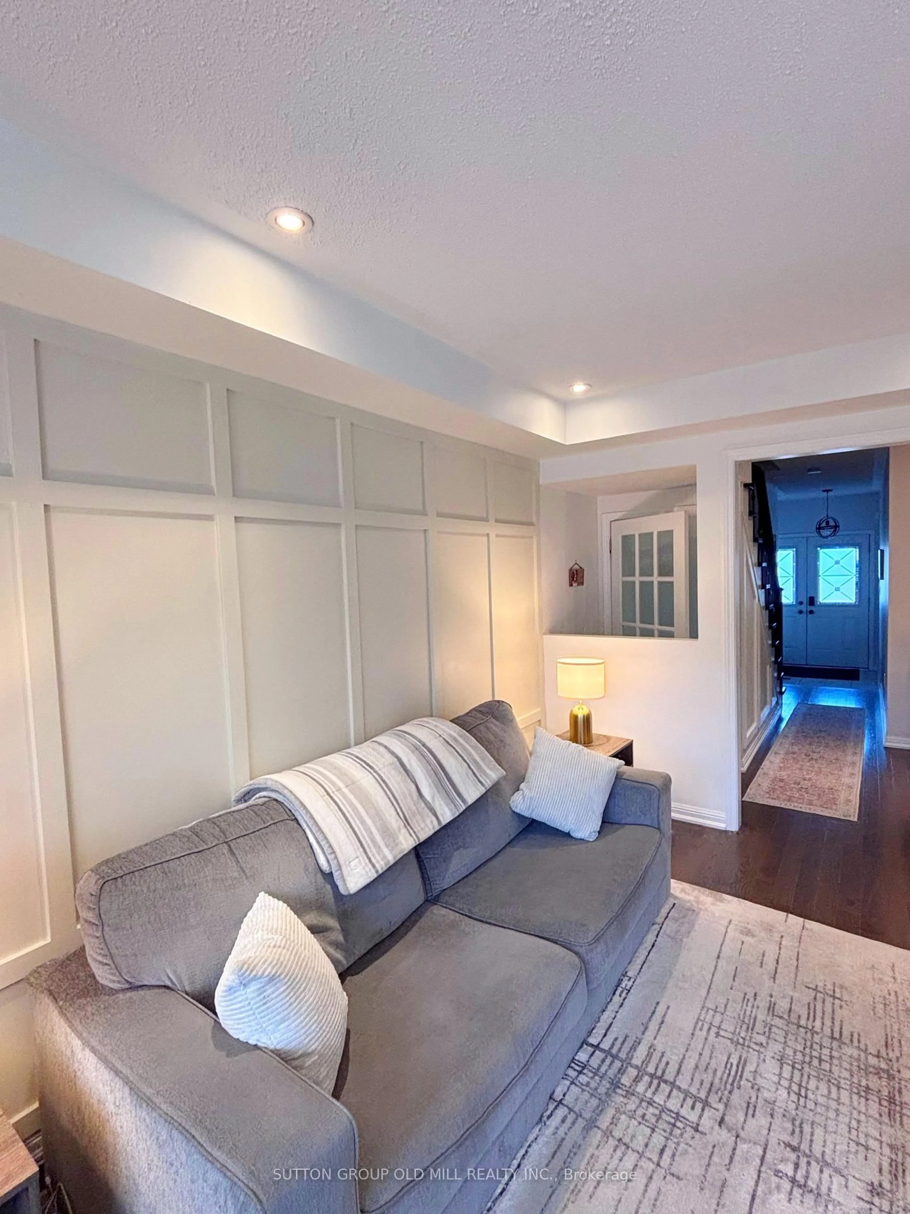 Living room with furniture, unknown for 78 Autumn Harvest Rd, Clarington Ontario L1C 0K7