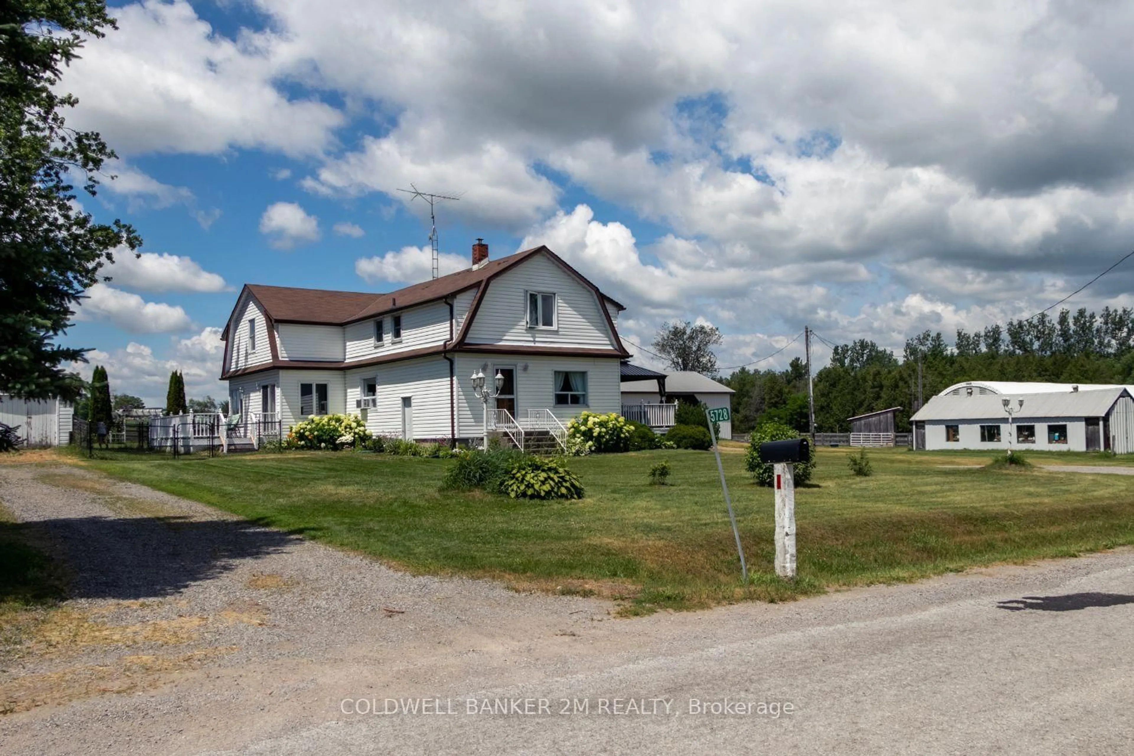 A pic from outside/outdoor area/front of a property/back of a property/a pic from drone, building for 5728 Gilmore Rd, Clarington Ontario L0A 1J0