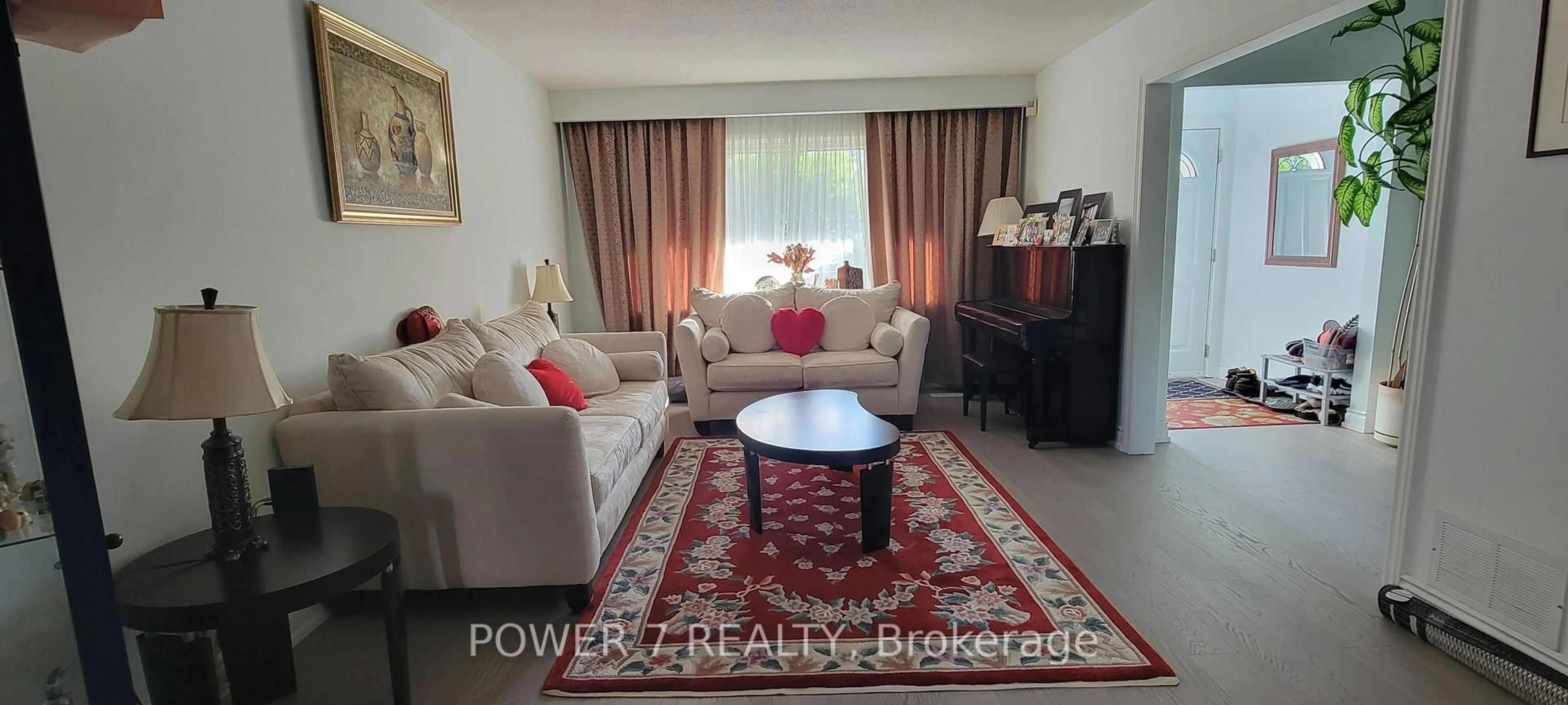 Living room with furniture, unknown for 219 Timberbank Blvd, Toronto Ontario M1W 2A7