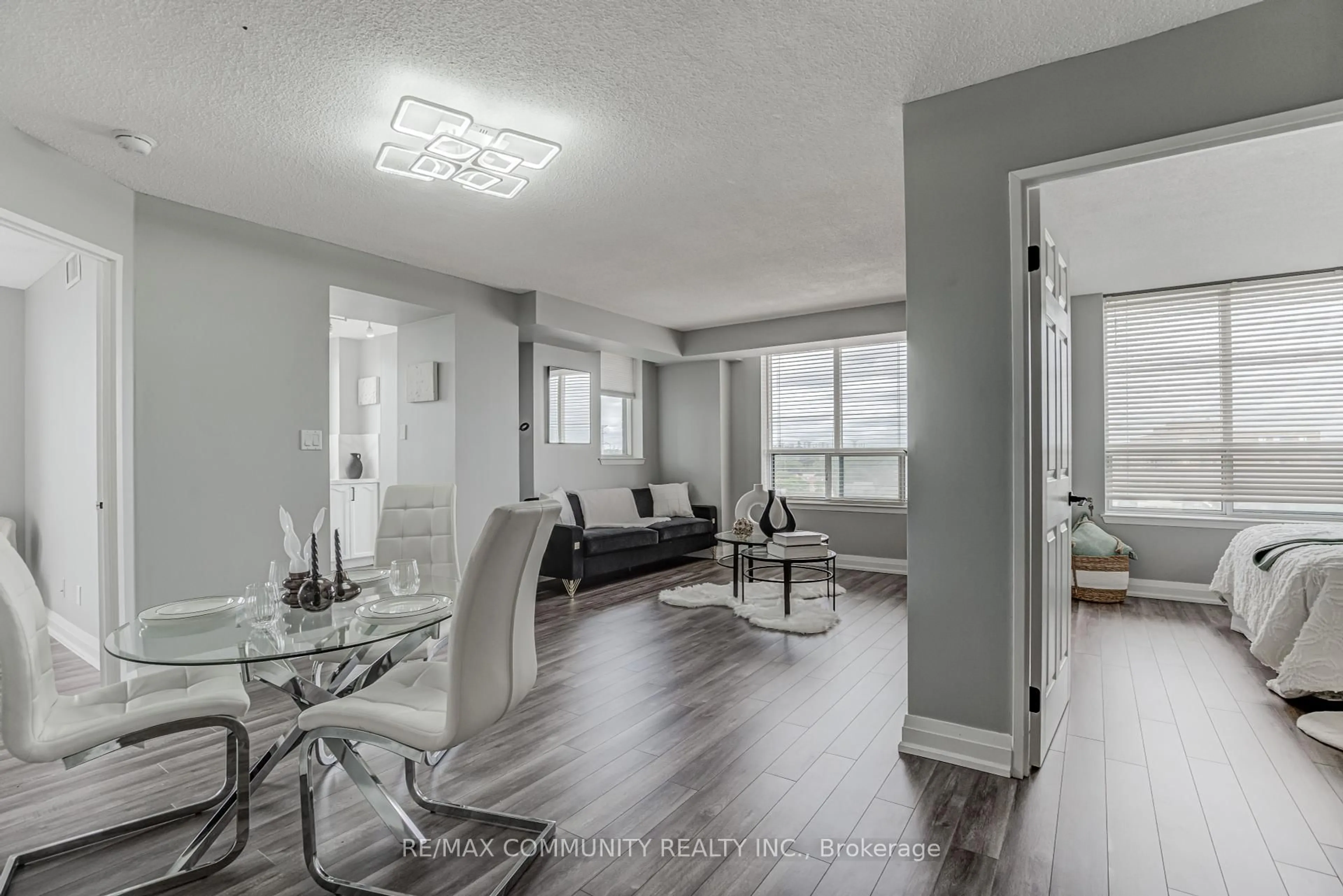 Living room with furniture, unknown for 1625 Pickering Pkwy #704, Pickering Ontario L1V 6Z6