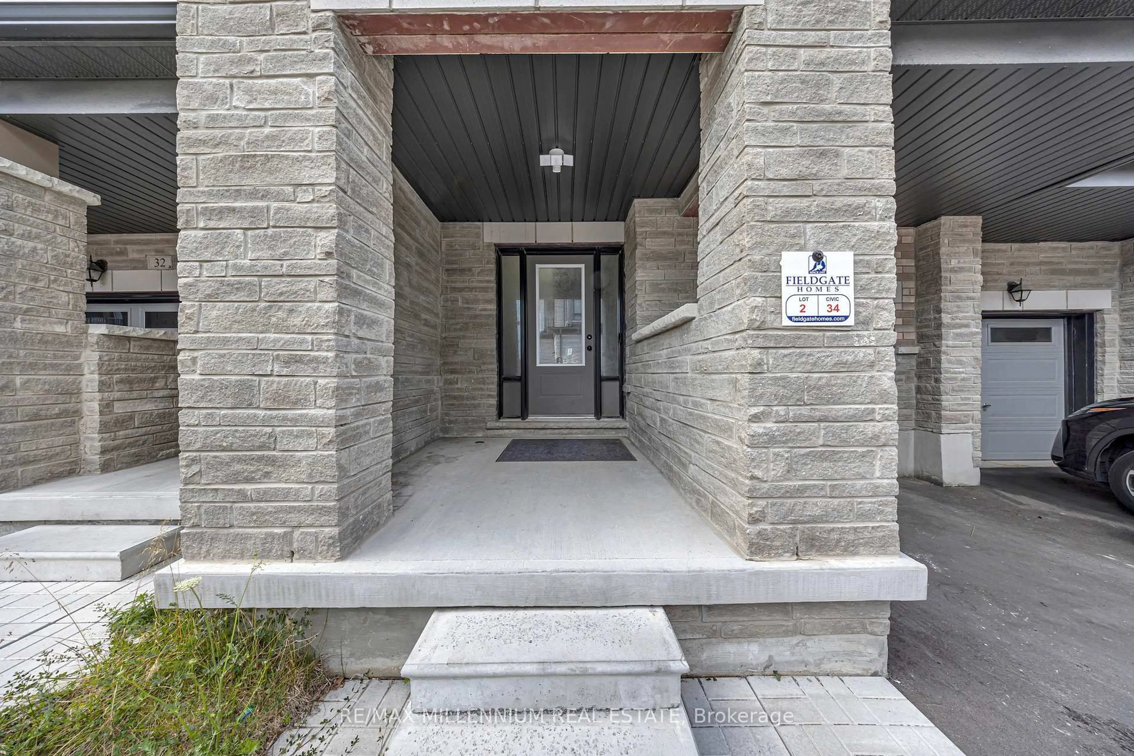 Indoor foyer for 34 Lord Dr, Ajax Ontario L1S 0B9