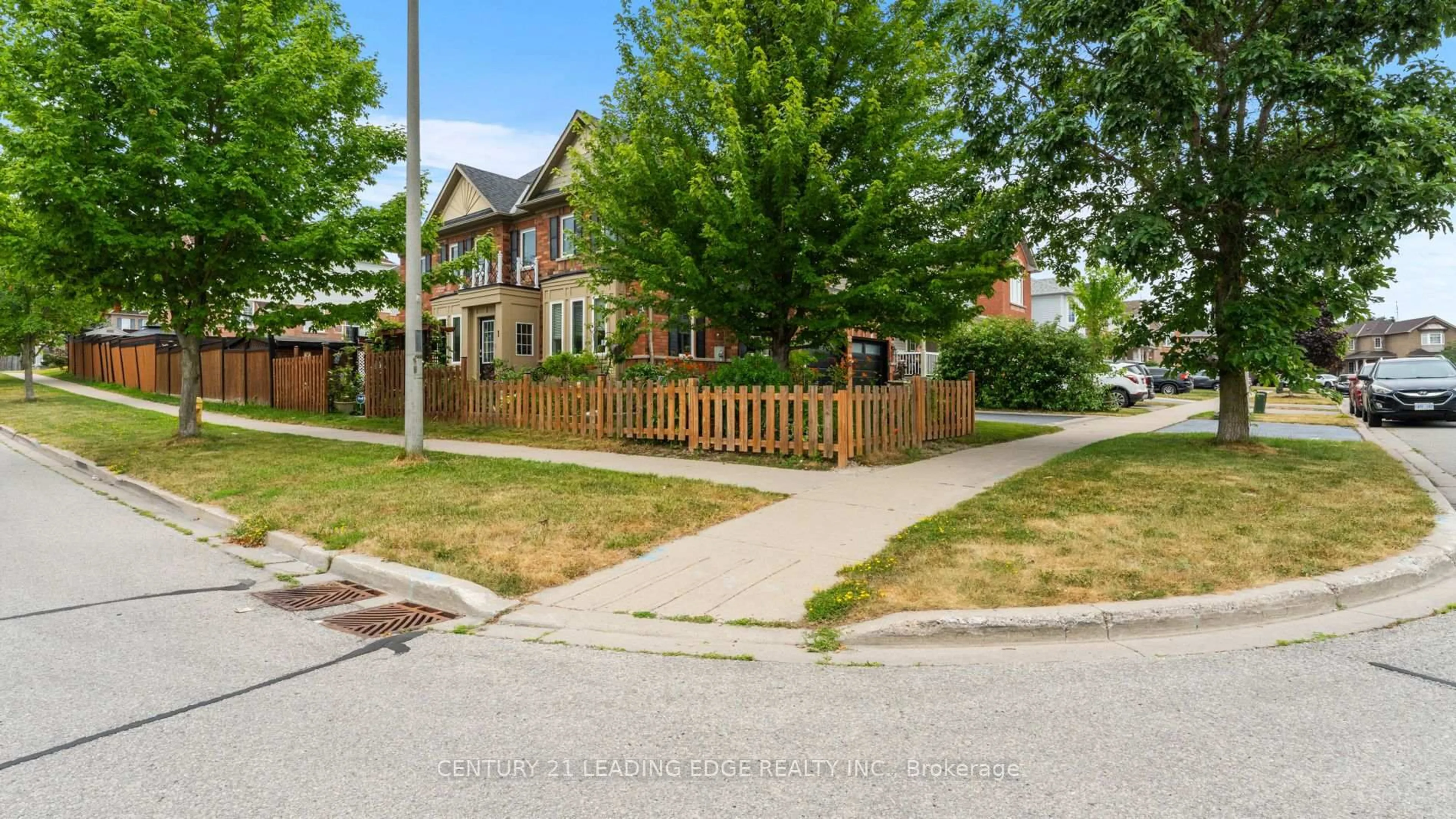 A pic from outside/outdoor area/front of a property/back of a property/a pic from drone, street for 1 Woolner Lane, Clarington Ontario L1C 5L8