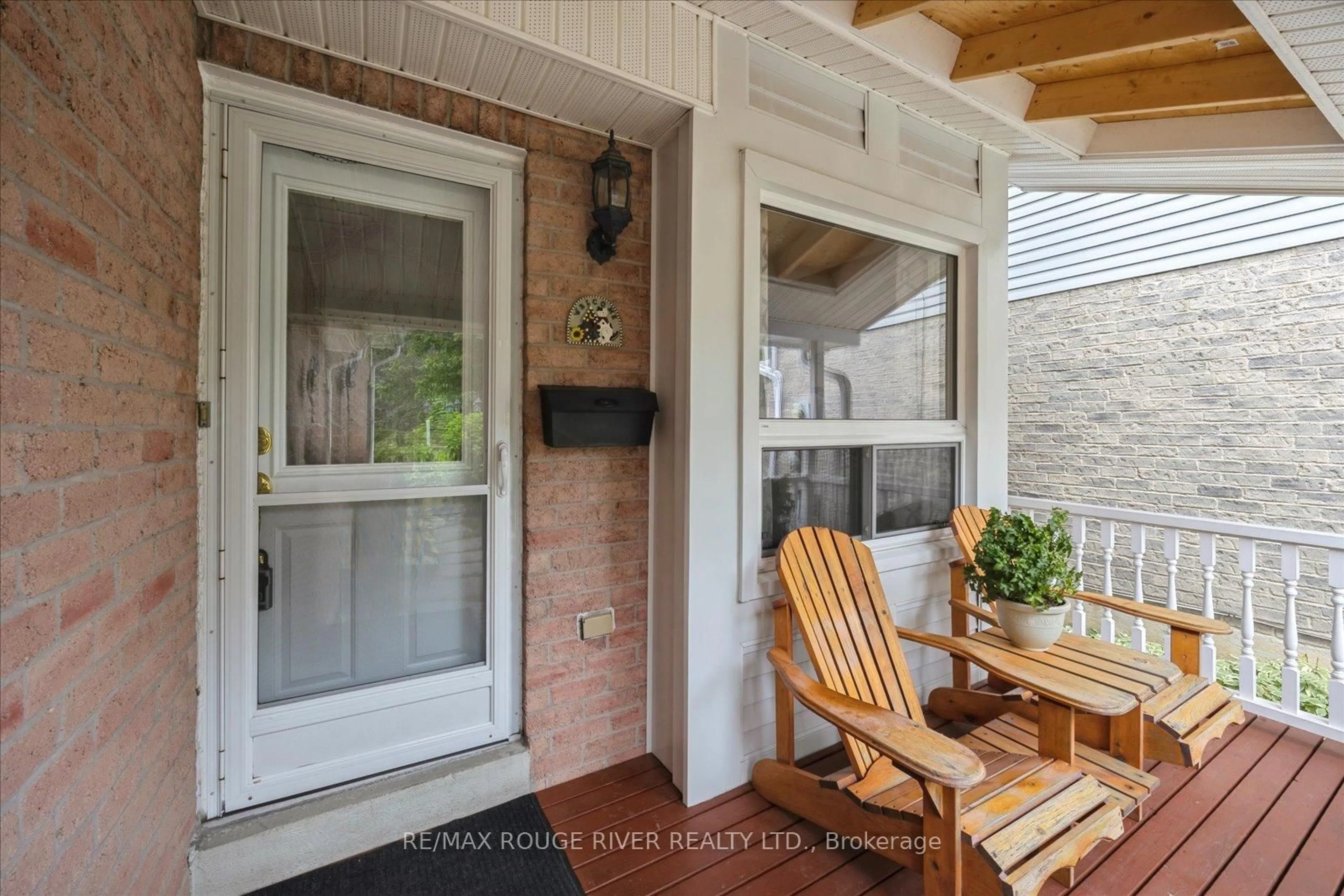 Unknown for 20 Frazer Rd, Ajax Ontario L1S 4B2