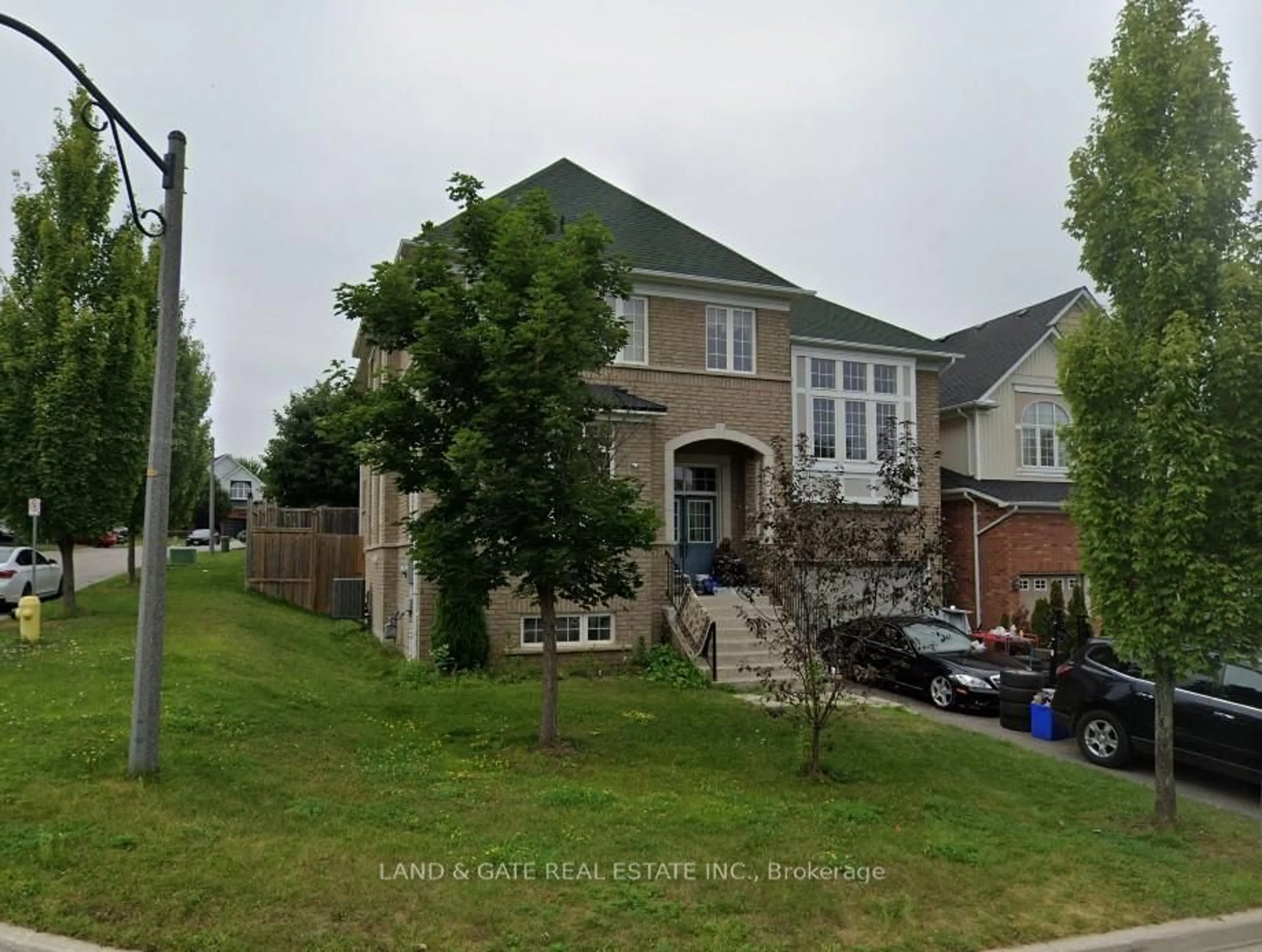 Unknown for 1616 Docking Crt, Oshawa Ontario L1K 0H3