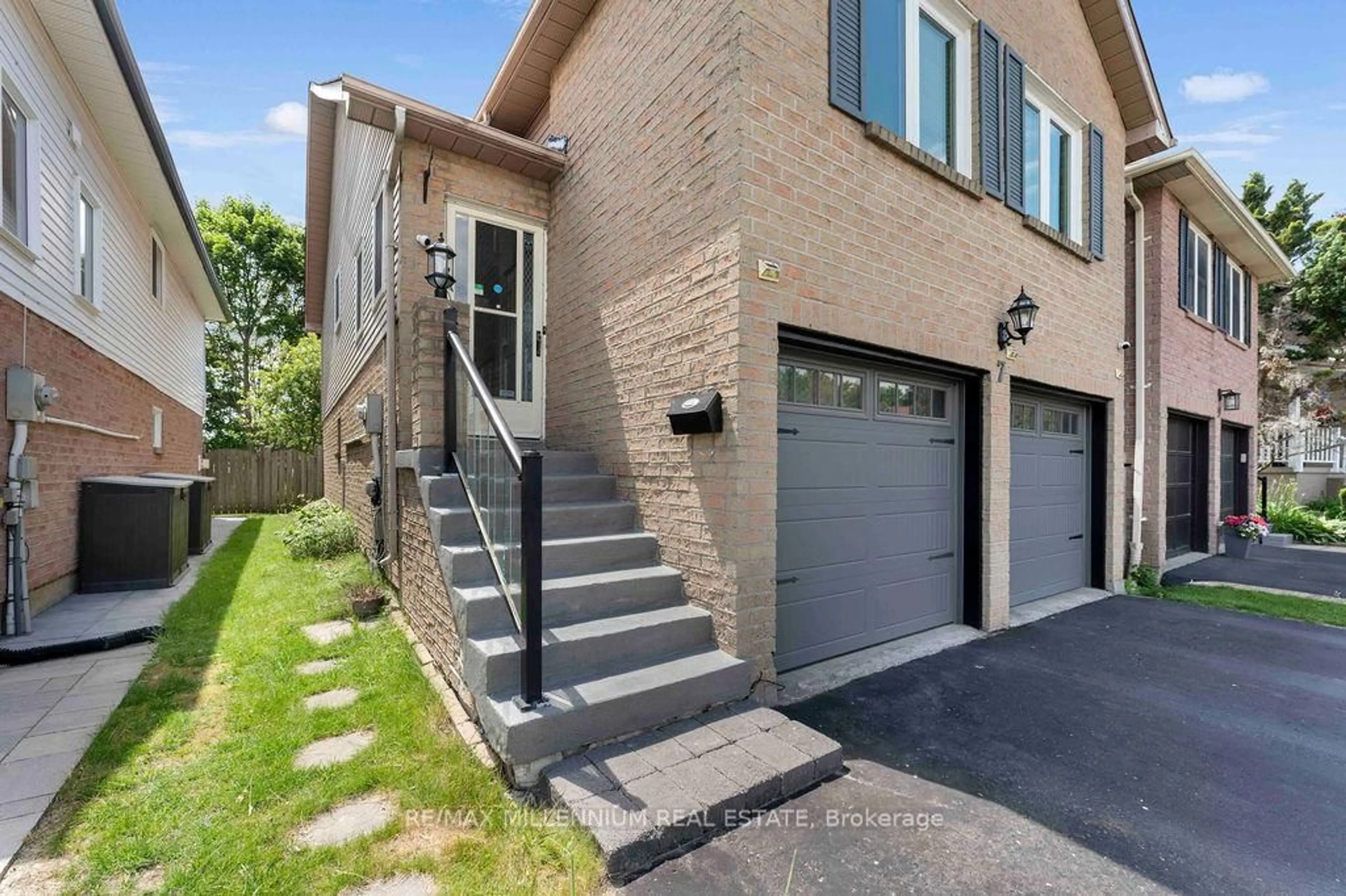 Home with brick exterior material, street for 7 Empire Cres, Clarington Ontario L1E 1E4