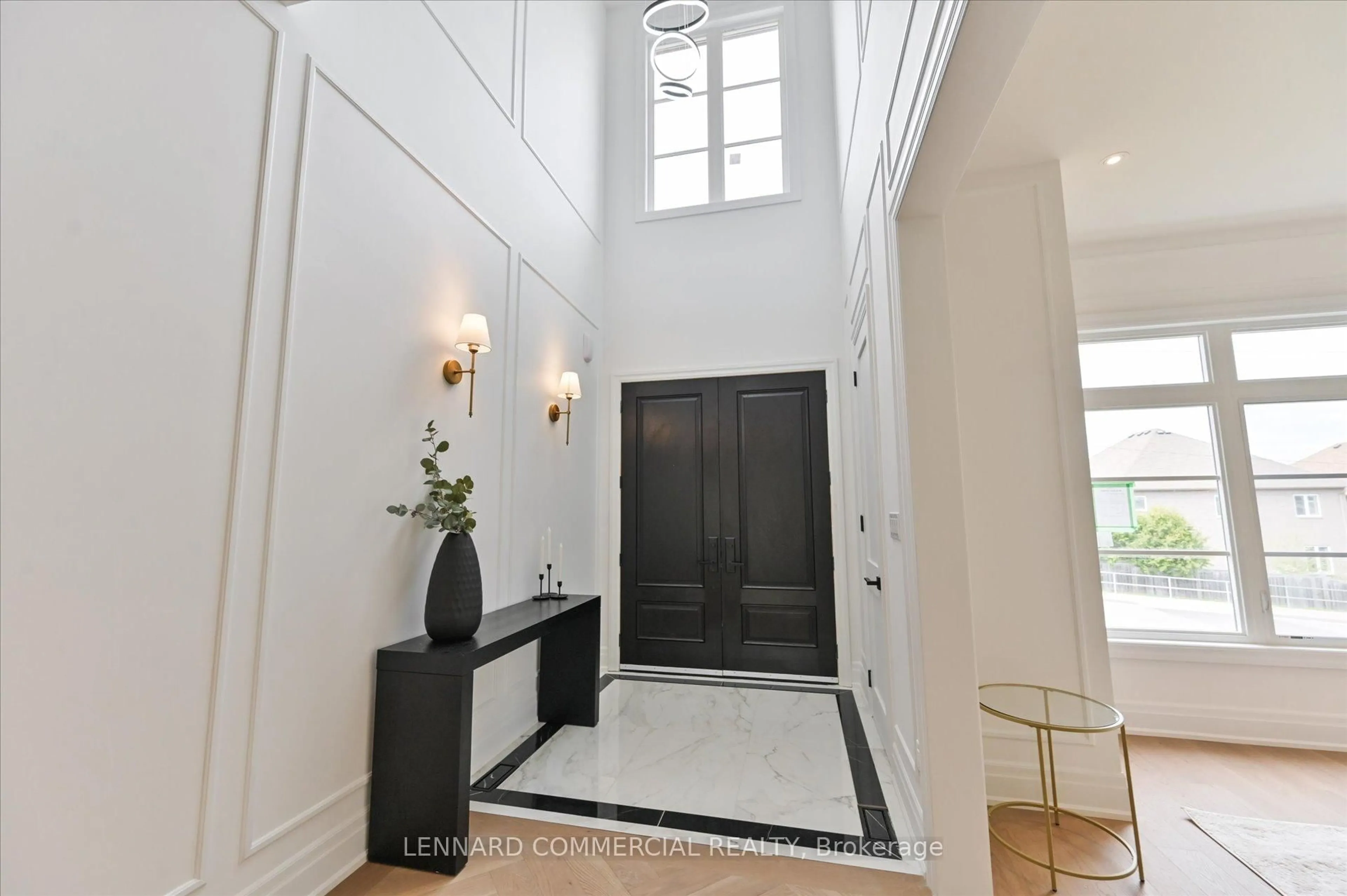 Indoor entryway for 859 Welrus St, Pickering Ontario L1V 1S8