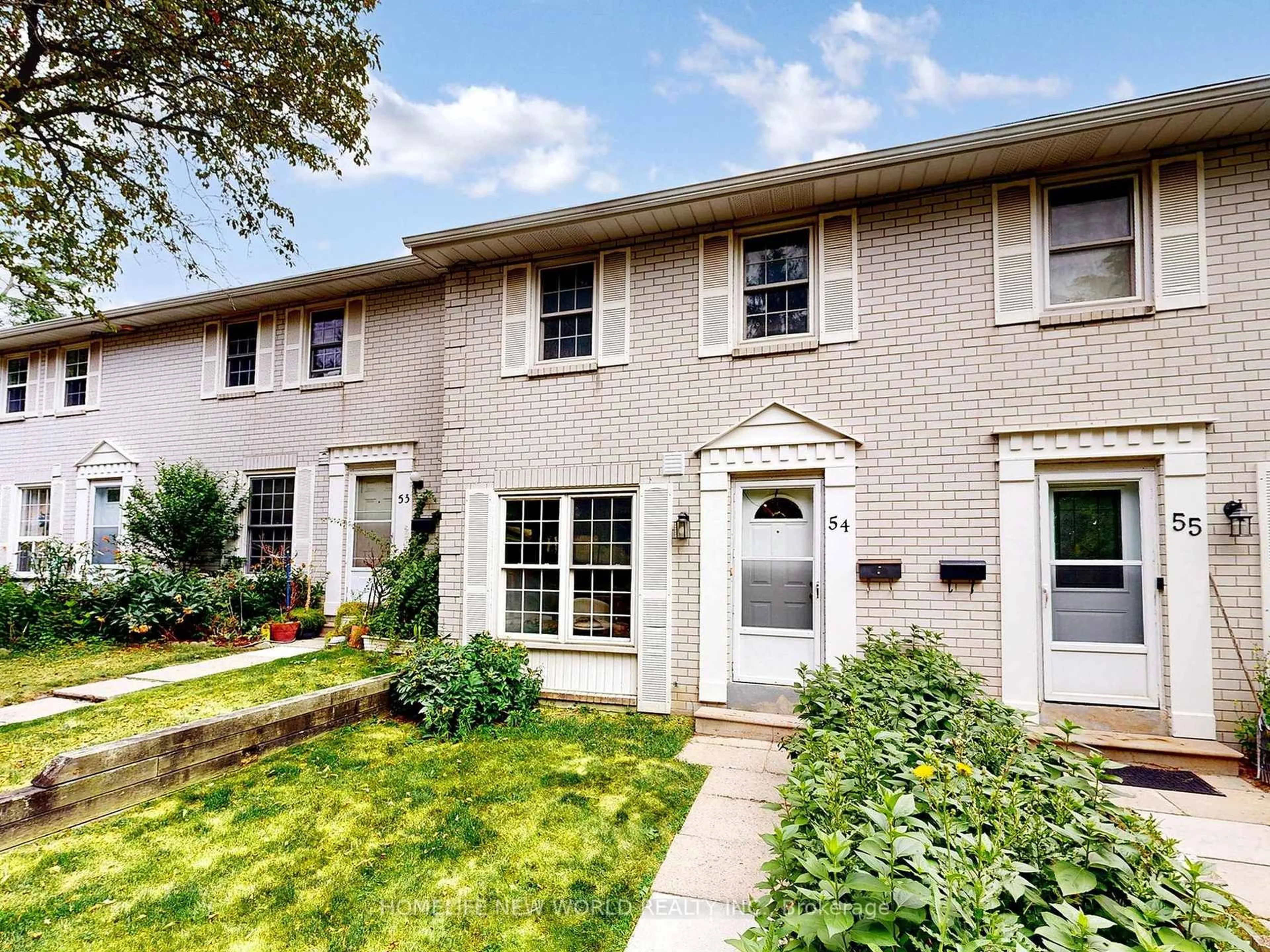 Home with brick exterior material, street for 71 Cass Ave #54, Toronto Ontario M1T 3P8
