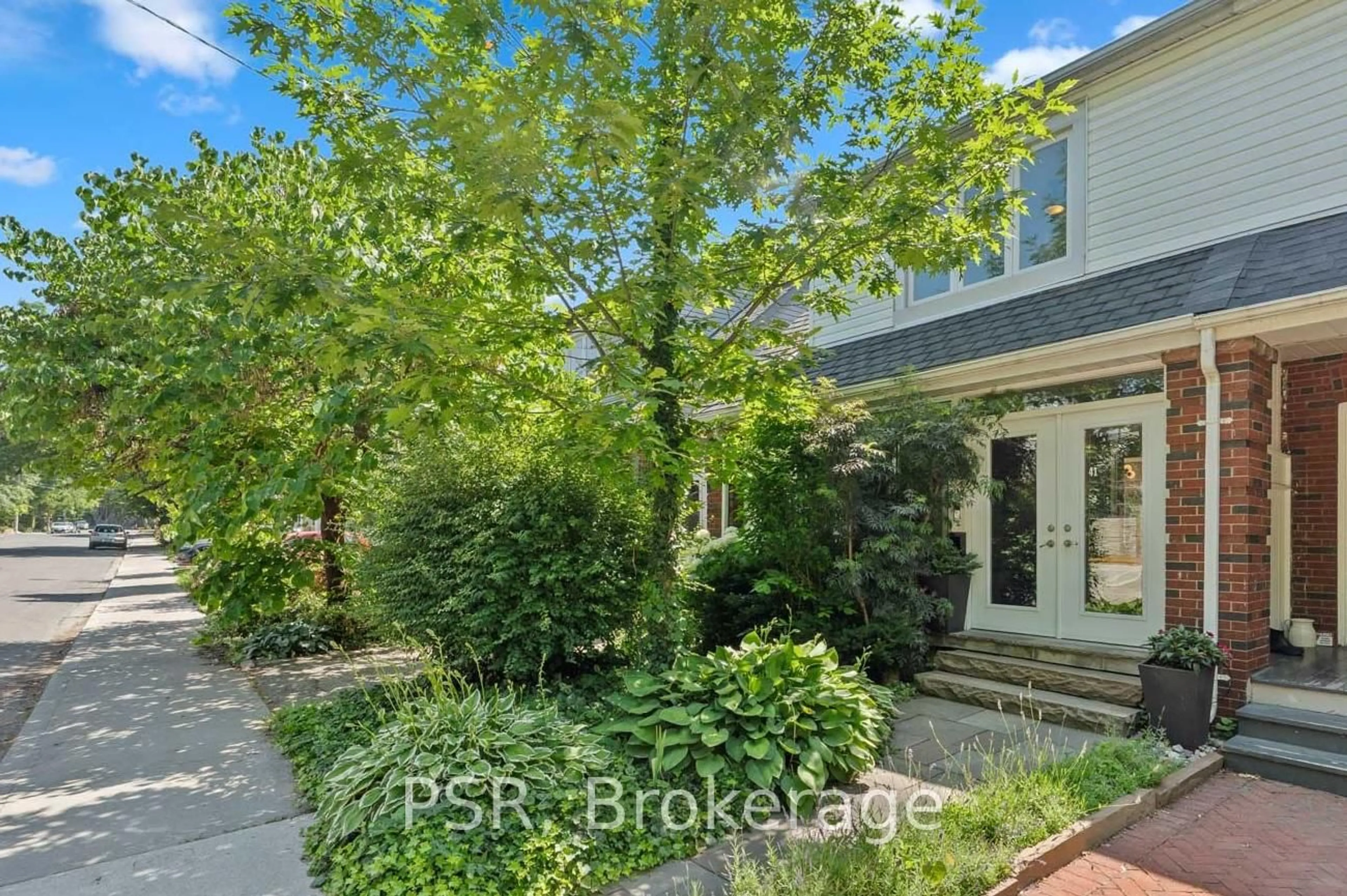 Unknown for 41 Robbins Ave, Toronto Ontario M4L 1X1