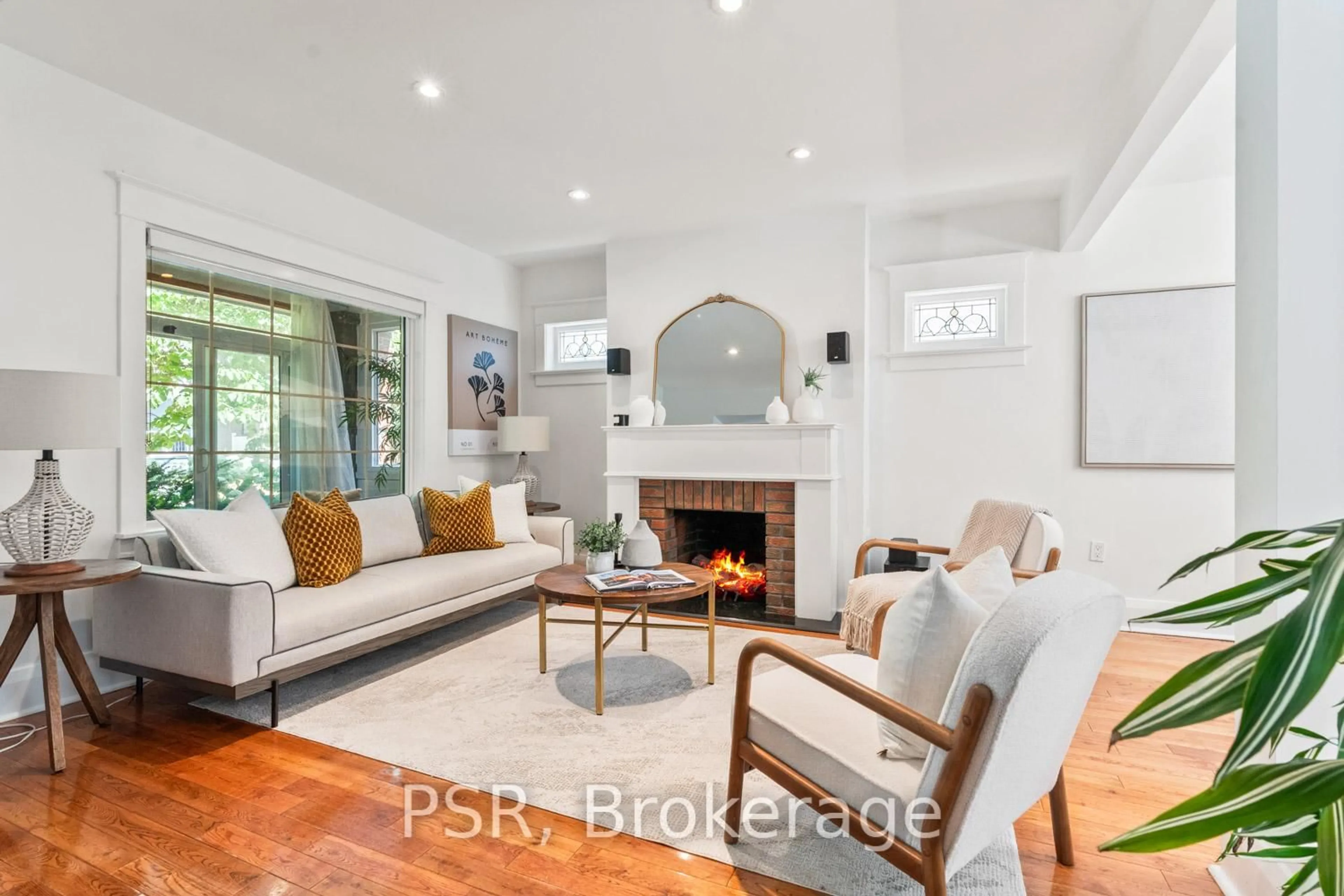 Living room with furniture, unknown for 41 Robbins Ave, Toronto Ontario M4L 1X1